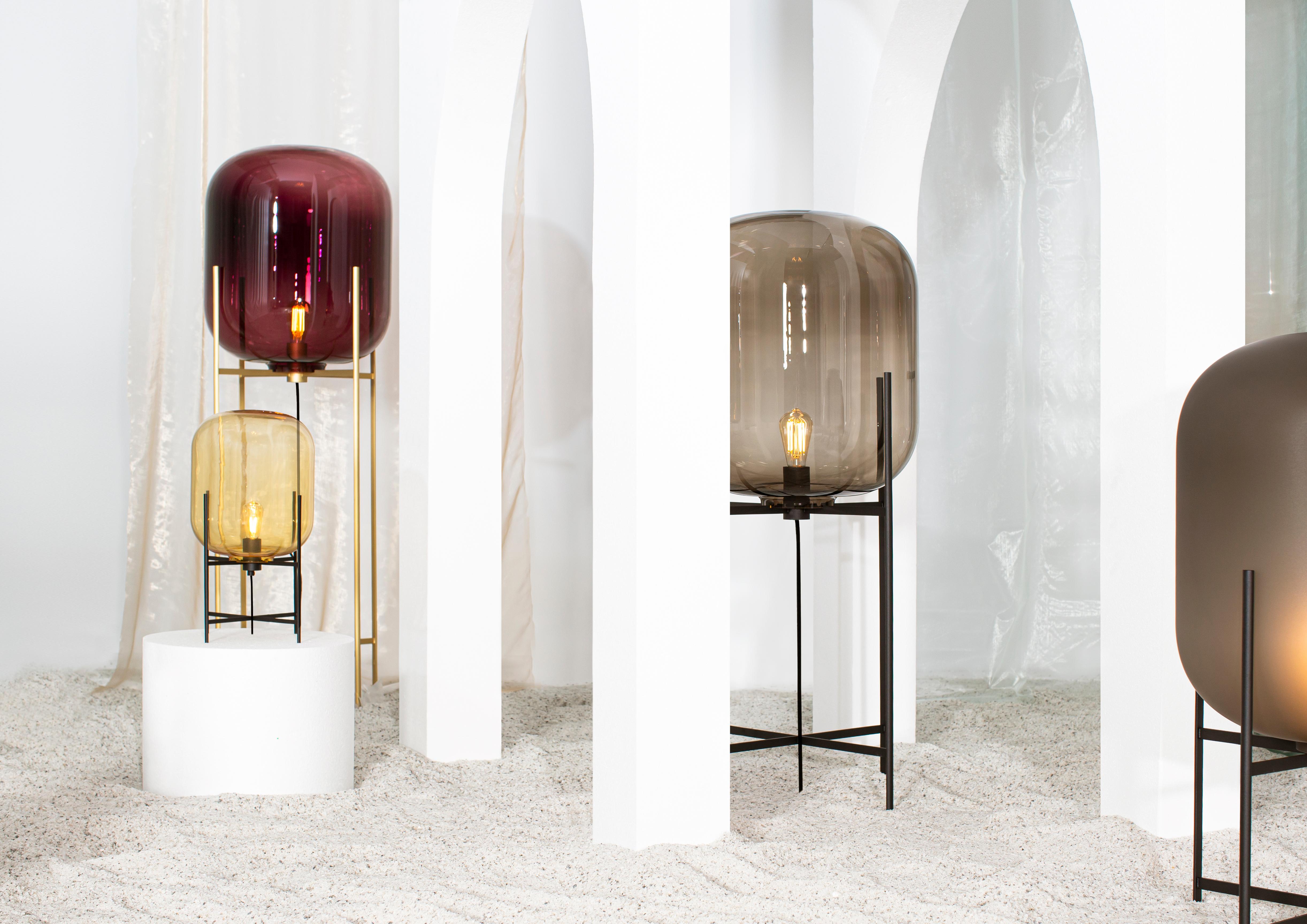 Lampada da terra Oda In Between Smoky Grey Acetato Black di Pulpo In condizioni Nuovo in vendita a Geneve, CH