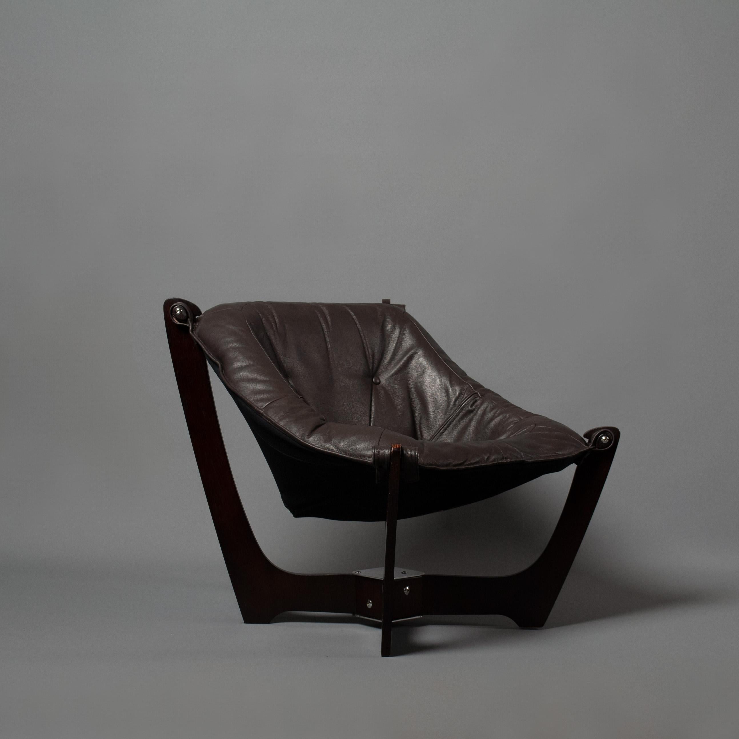 Modern Odd Knutsen Luna Chair For Sale