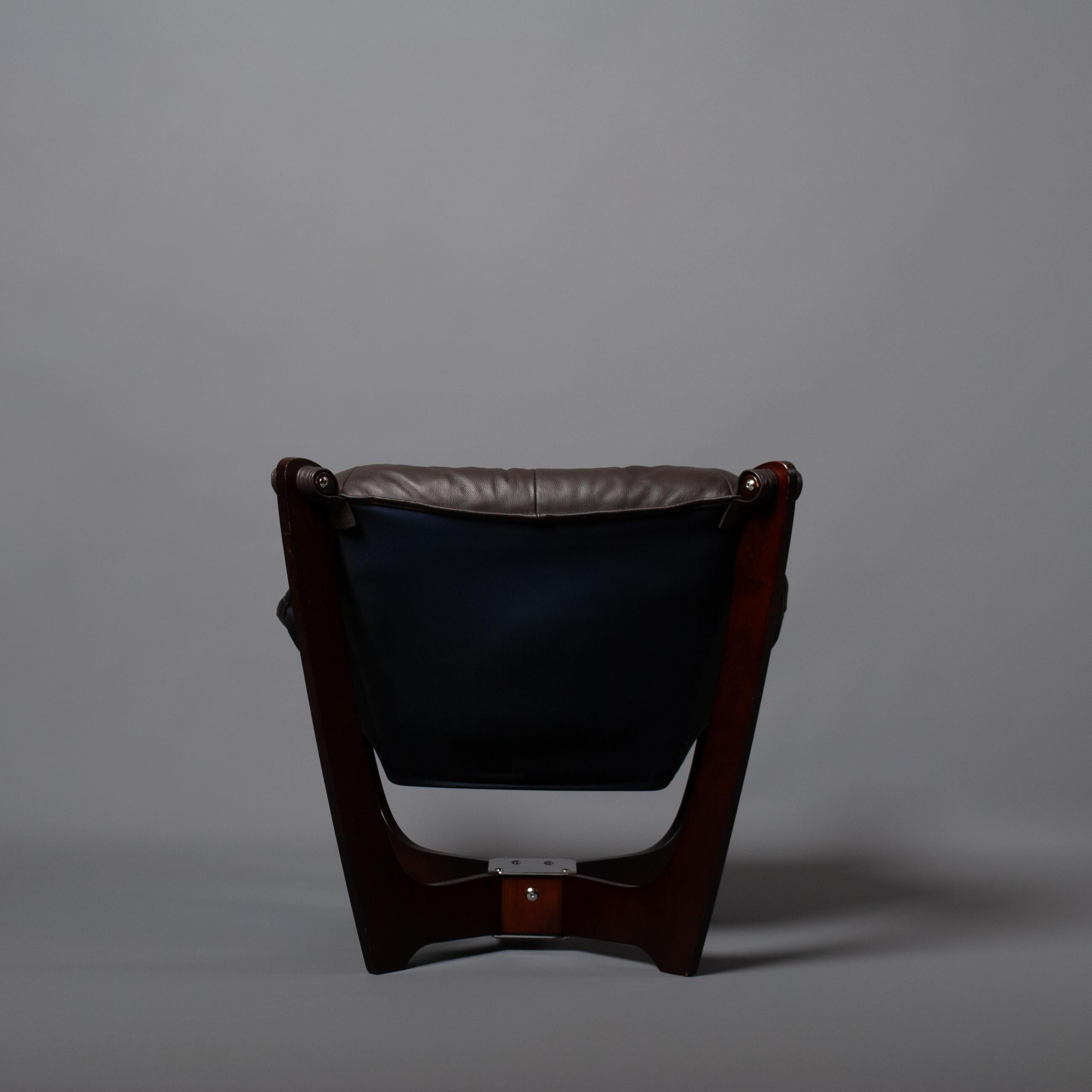 Odd Knutsen Luna Chair In Good Condition For Sale In London, GB