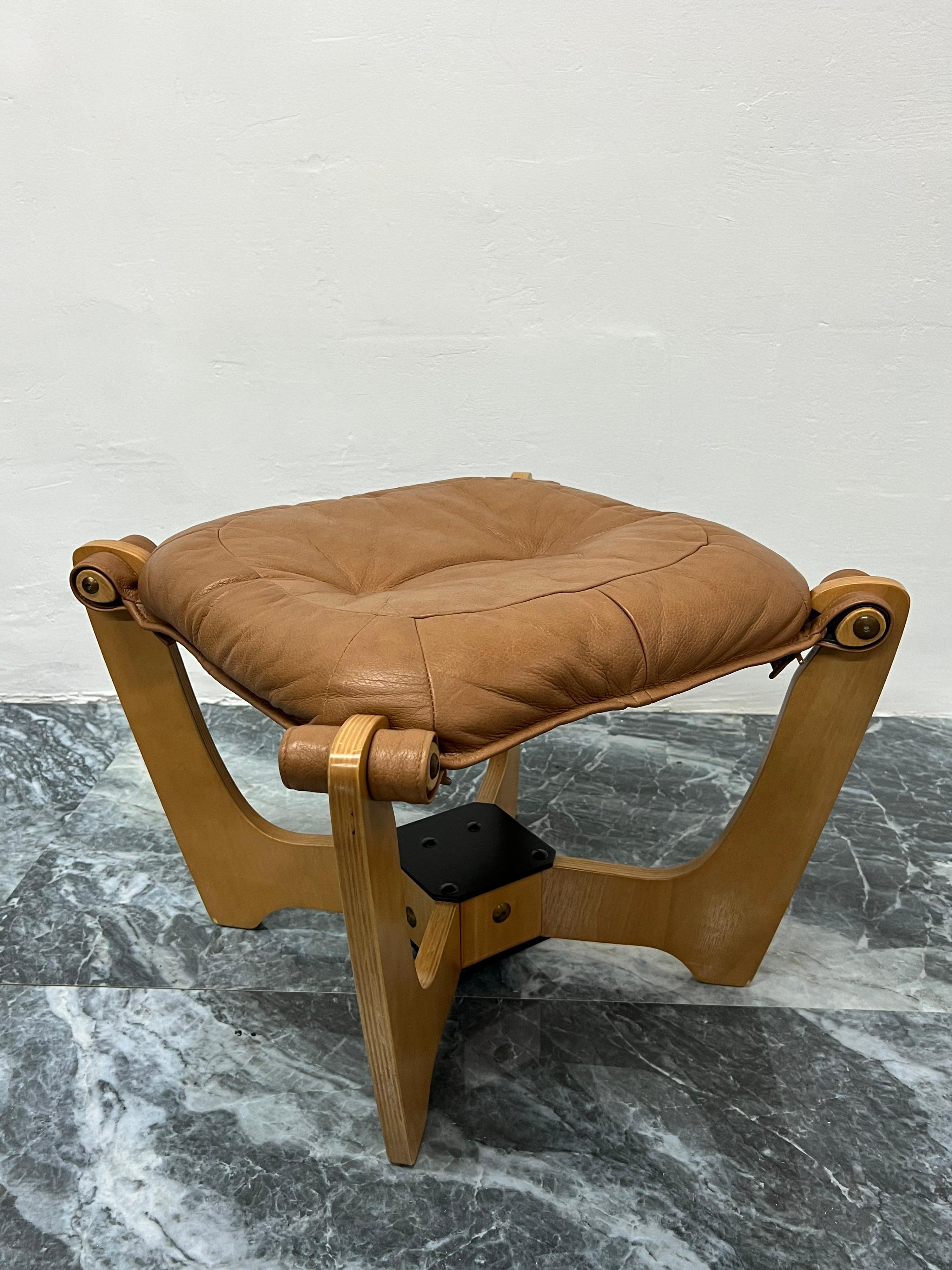 Odd Knutsen Luna Leather Sling Lounge Chairs and Footrests, a Pair 4