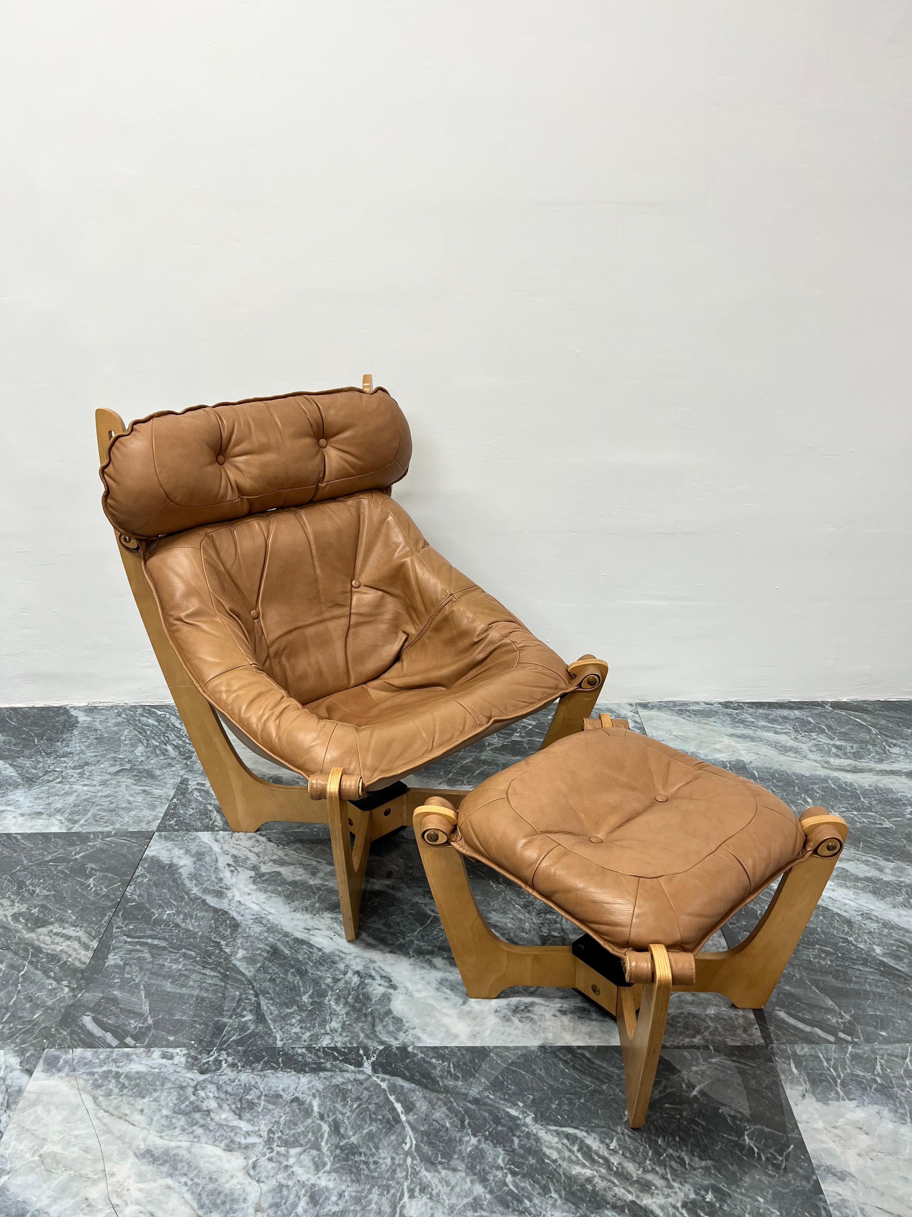 Mid-Century Modern Odd Knutsen Luna Leather Sling Lounge Chairs and Footrests, a Pair