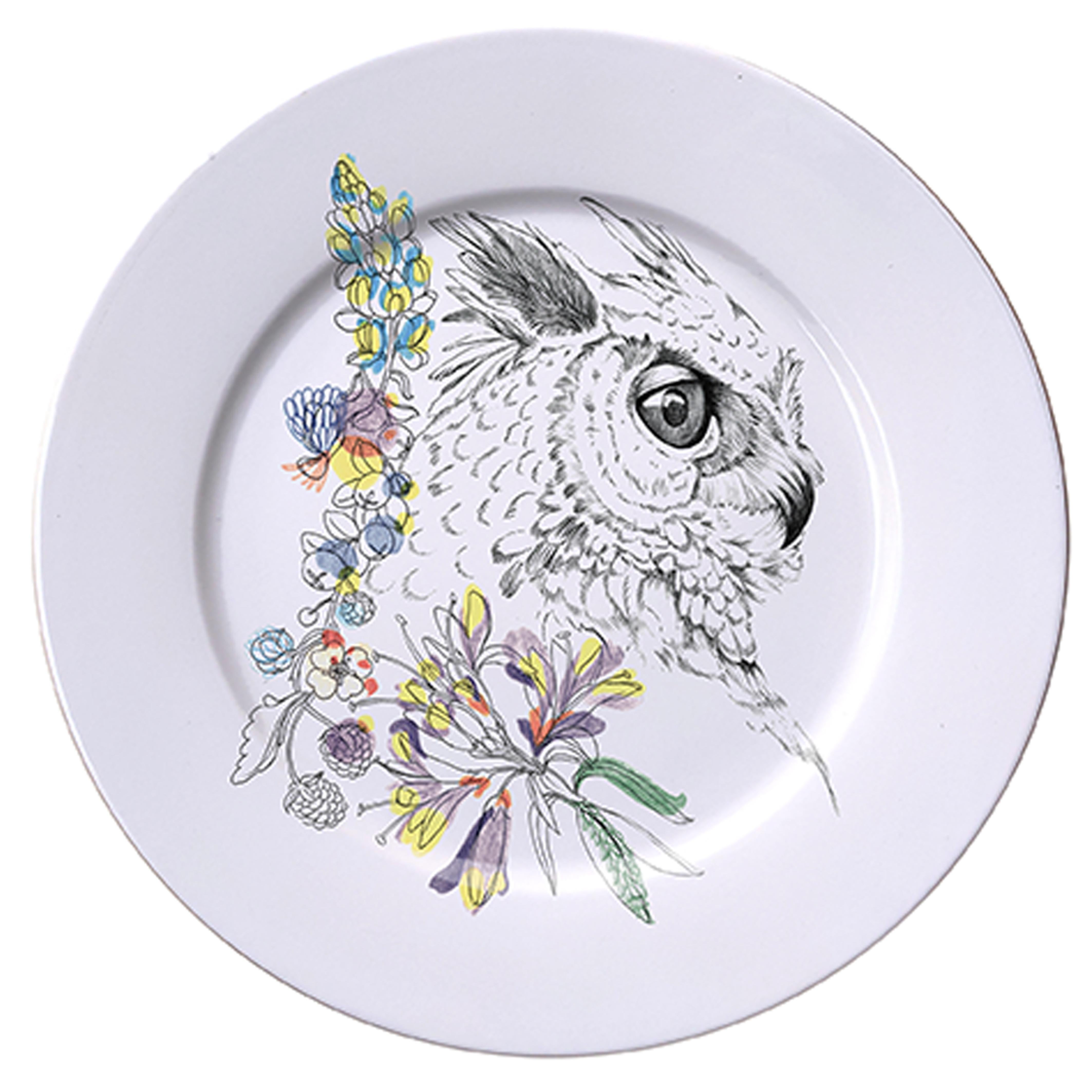 Six assiettes plates contemporaines en porcelaine Ode to the Woods avec animaux et trèfles en vente 1