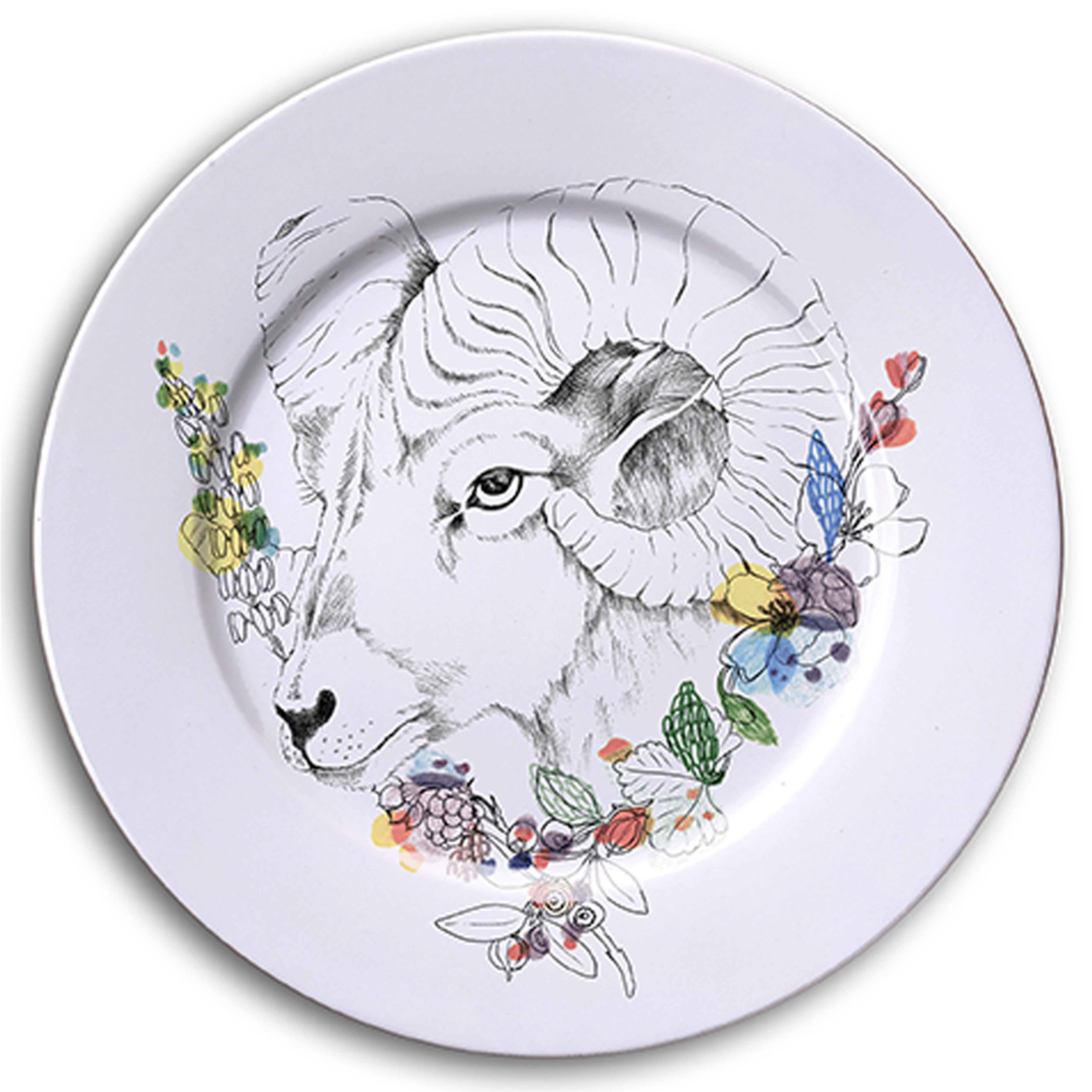 Ode to the Woods, Six Contemporary Porcelain Dinner Plates with Animals&Flowers In New Condition For Sale In MILAN, IT
