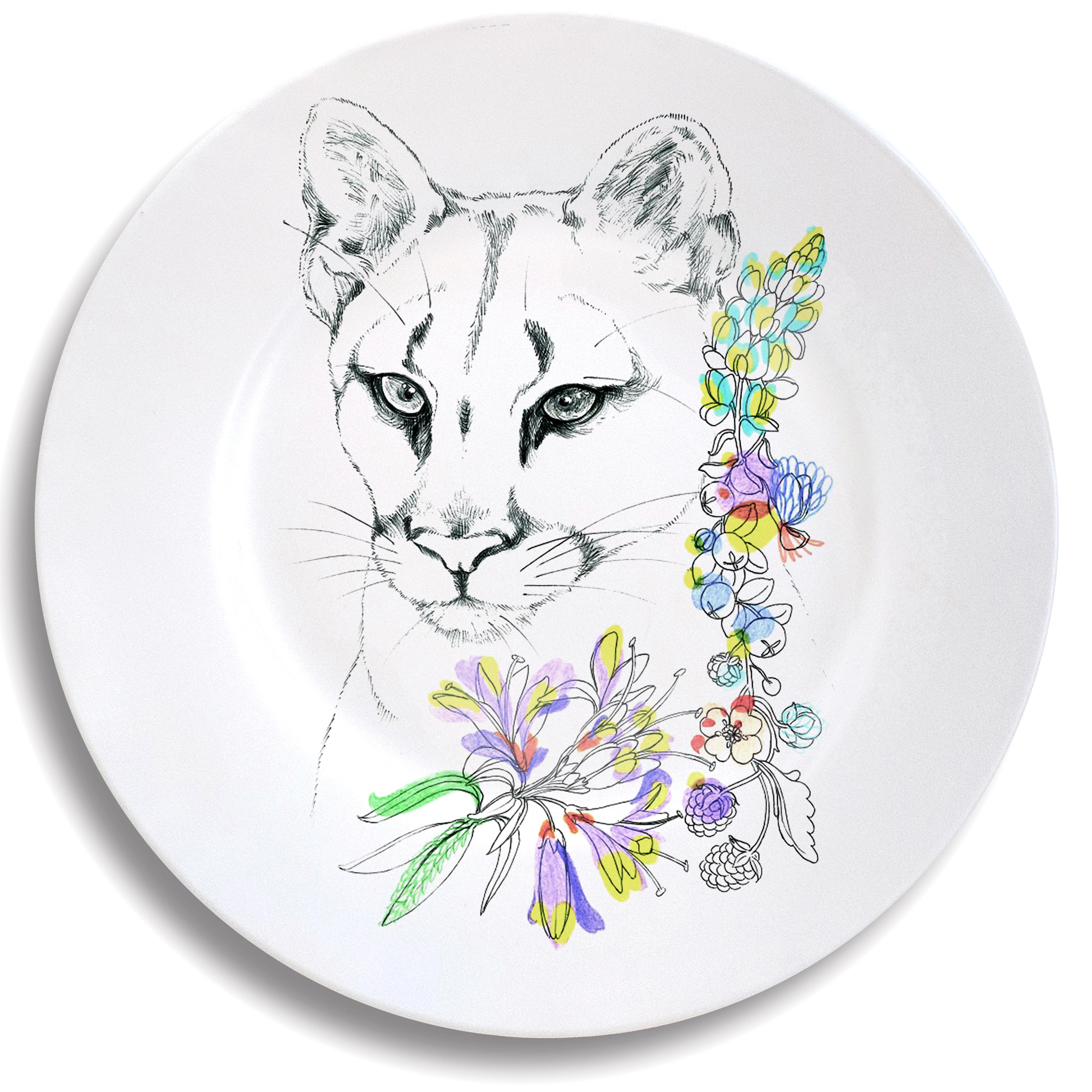 Ode to the Woods, Six Contemporary Porcelain Dinner Plates with Animals&Flowers For Sale 5