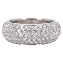 Anello a cupola Odelia con pavé di diamanti da 1,5 carati in oro bianco 18k