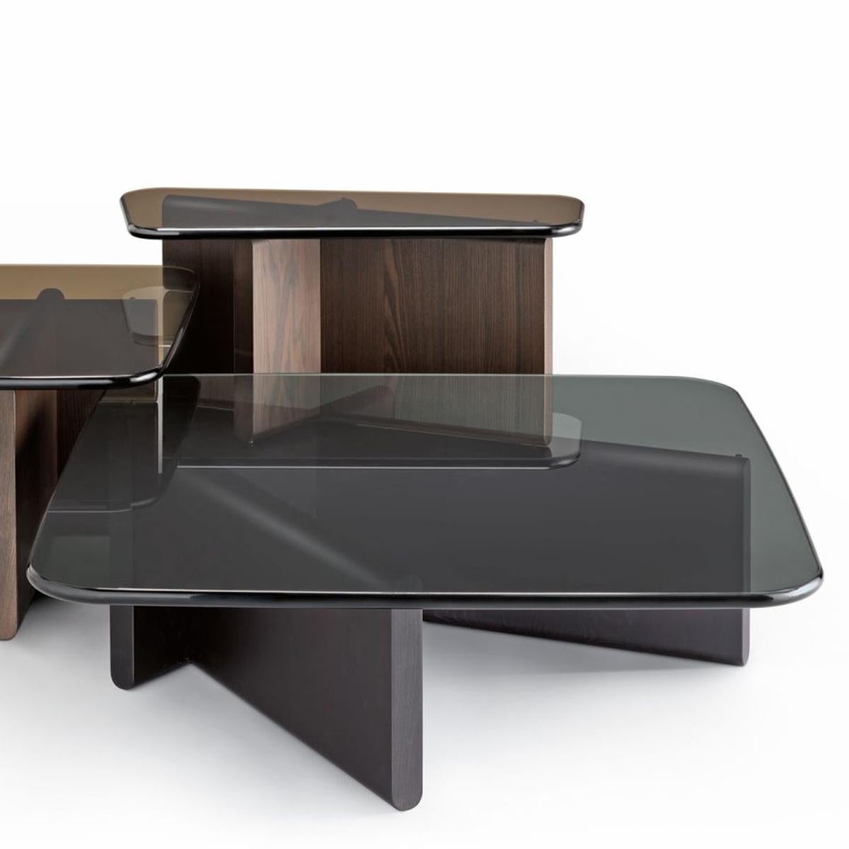 Hand-Crafted Odelia Set of 3 Coffee Table For Sale