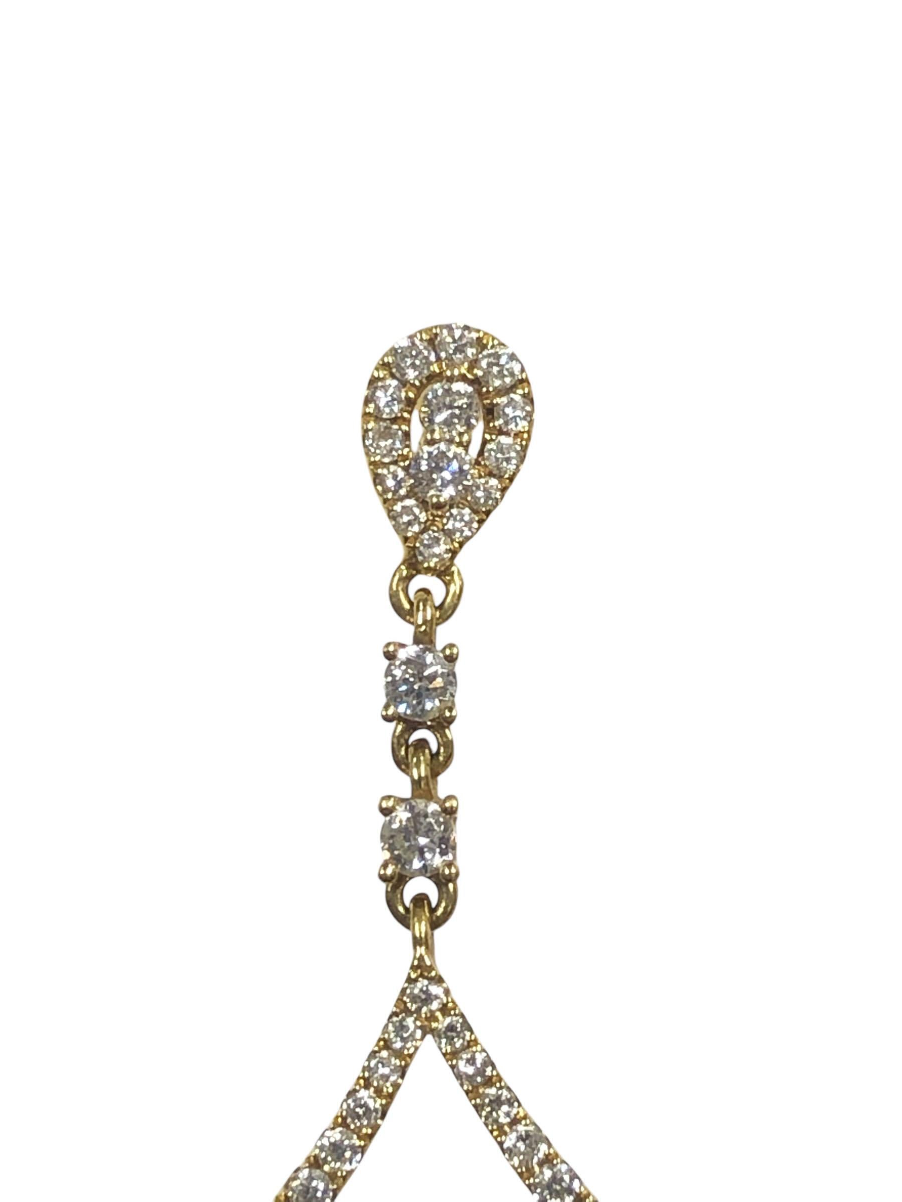 Odelia Große Tropfen-Ohrringe aus Gelbgold und feinenen Diamanten (Rundschliff) im Angebot