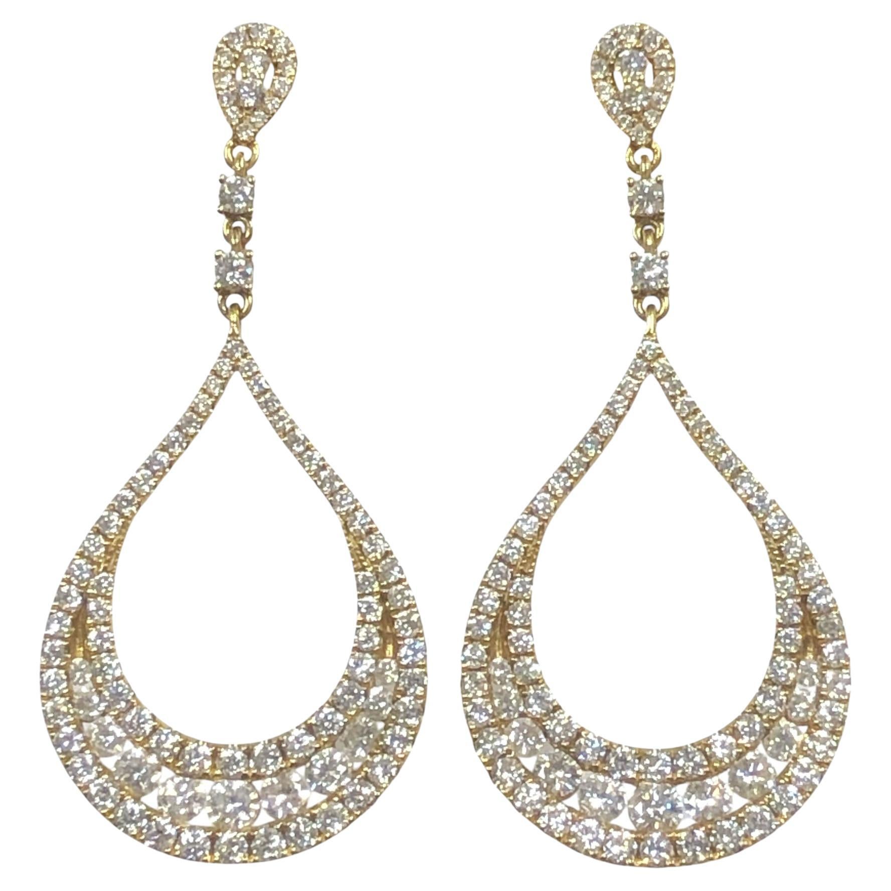 Odelia Große Tropfen-Ohrringe aus Gelbgold und feinenen Diamanten im Angebot