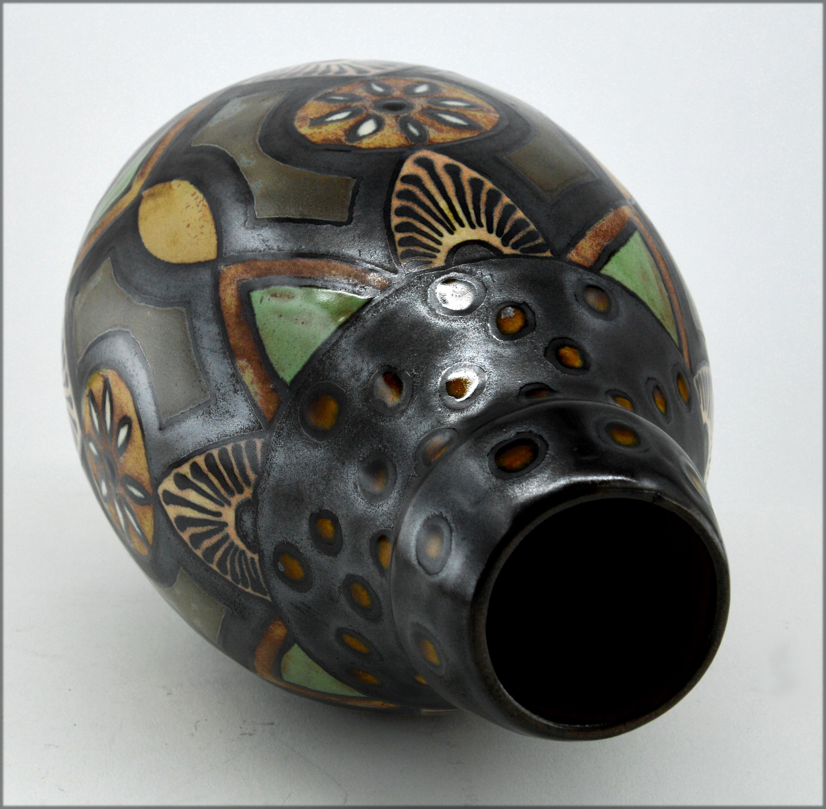 Odetta French Art Deco Stoneware Vase, Early 1930s In Excellent Condition In Saint-Amans-des-Cots, FR