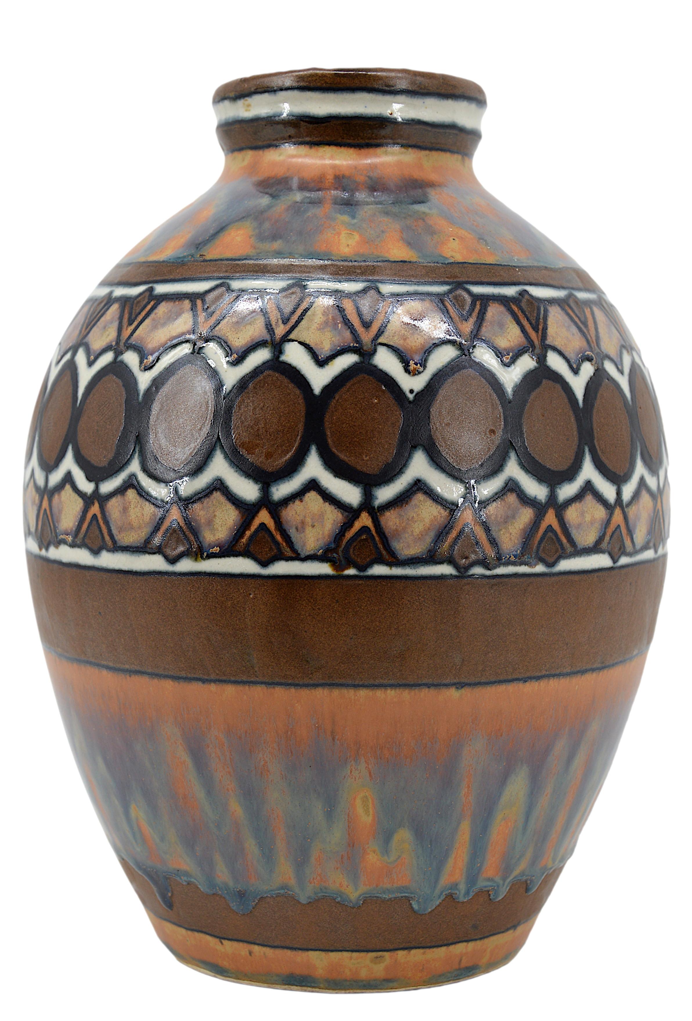 Early 20th Century Odetta Quimper French Art Deco Stoneware Vase, 1925 For Sale