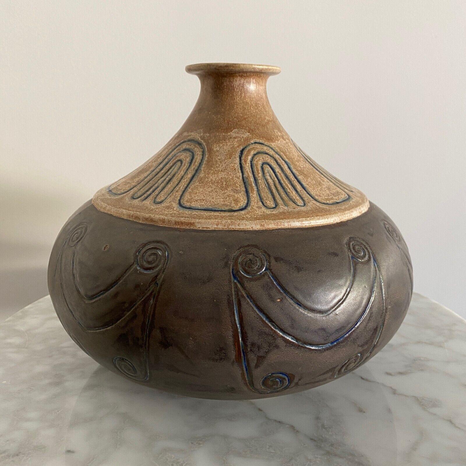 Vaso in gres ODETTA Quimper di Louis Garin (1888-1959) In condizioni ottime in vendita a NANTES, FR