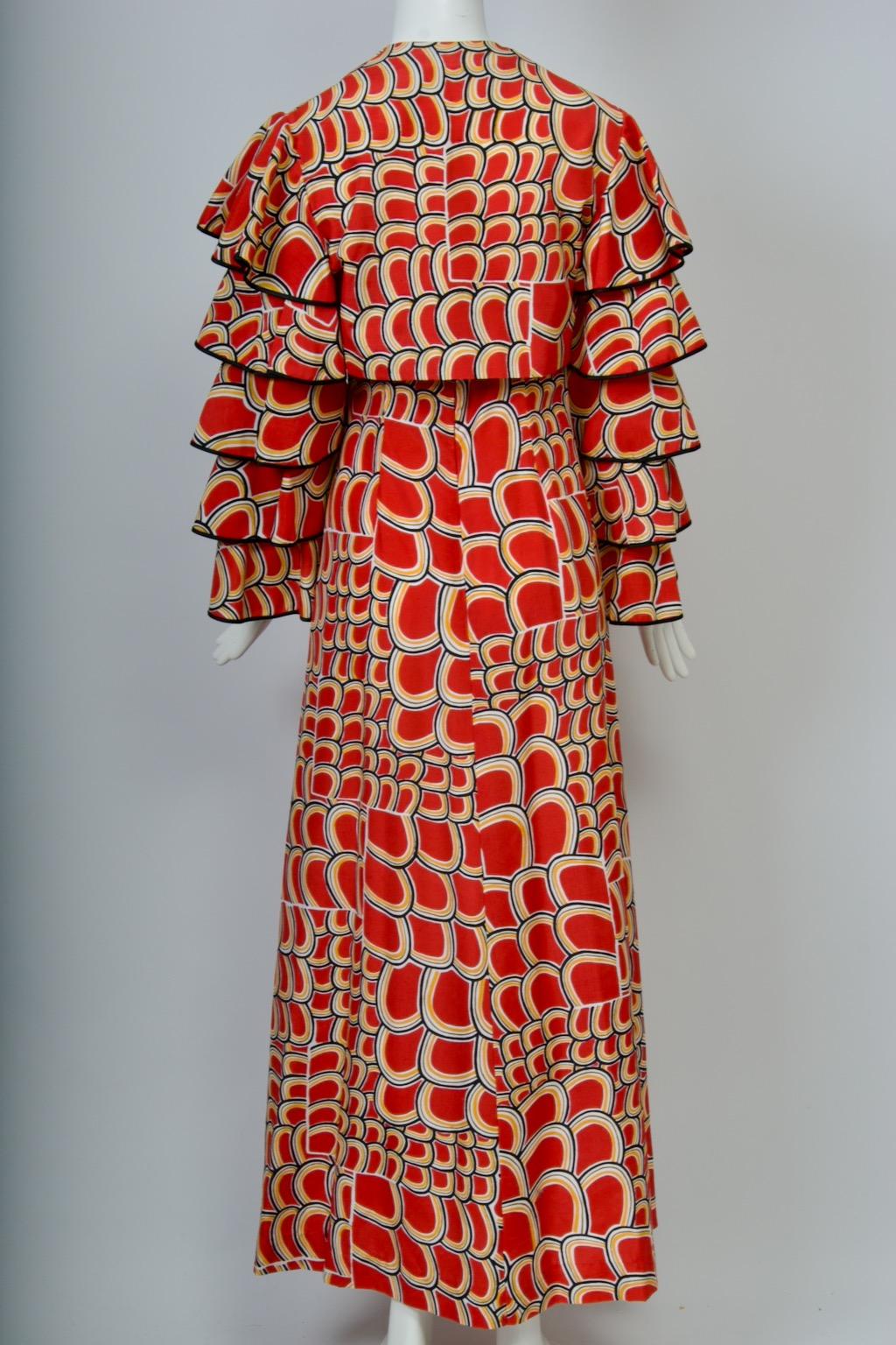 Odette Barsa - Robe longue imprimée rouge et boléro en vente 4