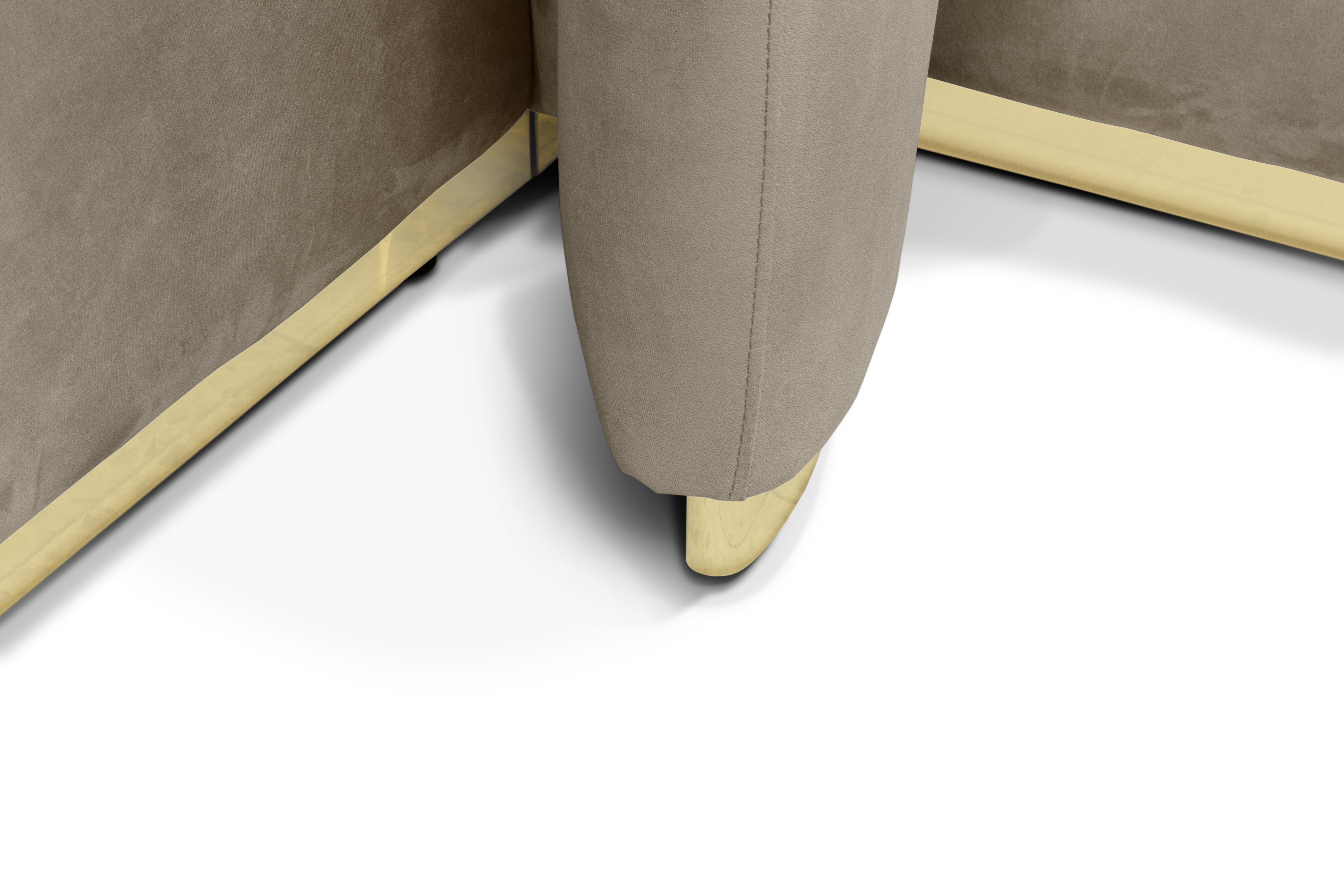 Odette Bed - Hand Polished Hammered Brass Wood & Upholstery - Boca do Lobo For Sale 1