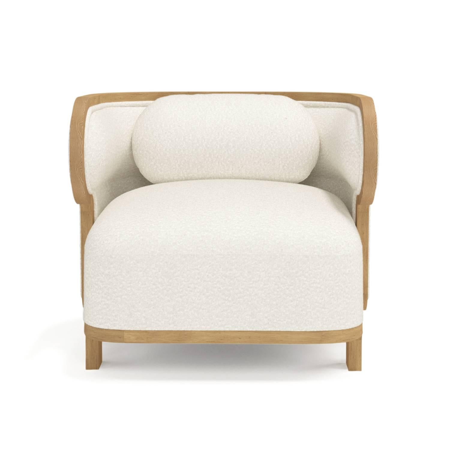 Odette Curvy Club Chair mit Eichenholzgestell