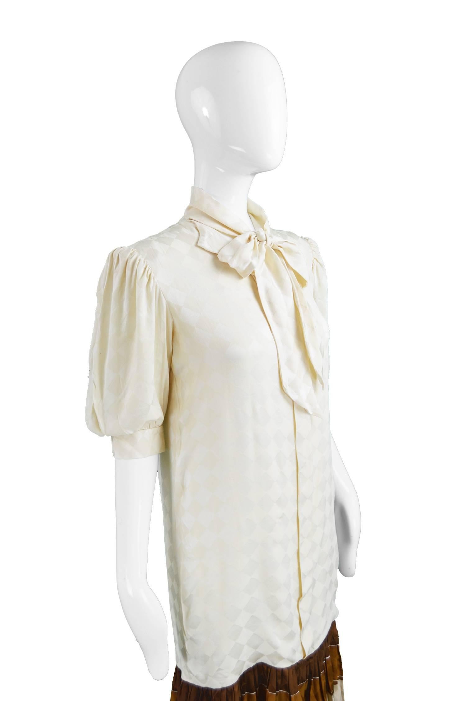 Odicini Vintage Ivory Silk 1980s Pussybow Dress In Excellent Condition For Sale In Doncaster, South Yorkshire