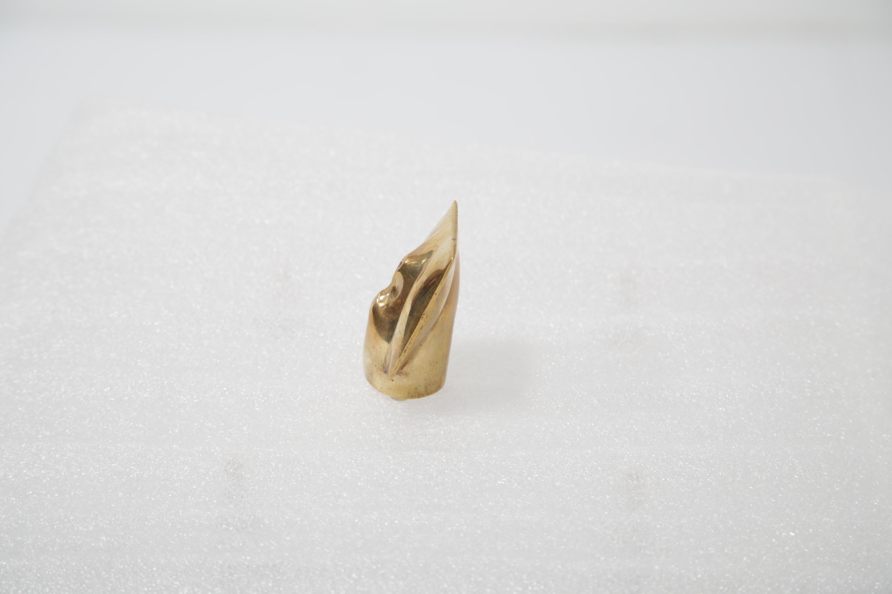 Odile de Frayssinet Pequeña escultura abstracta de bronce, firmada y numerada siglo XX en venta