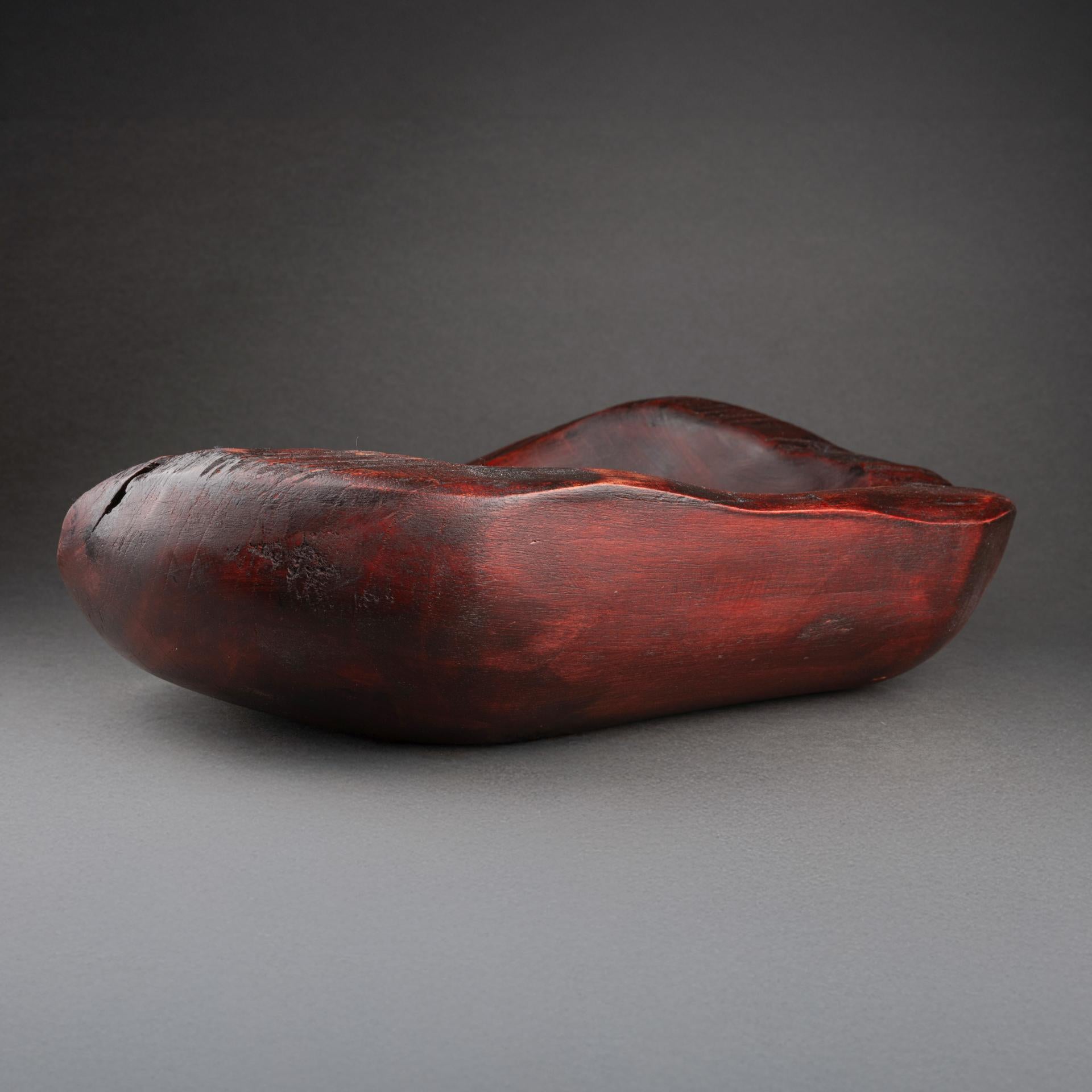 Odile Noll : Wood hand carved big bowl, circa 1970 In Good Condition For Sale In SAINT-OUEN-SUR-SEINE, FR