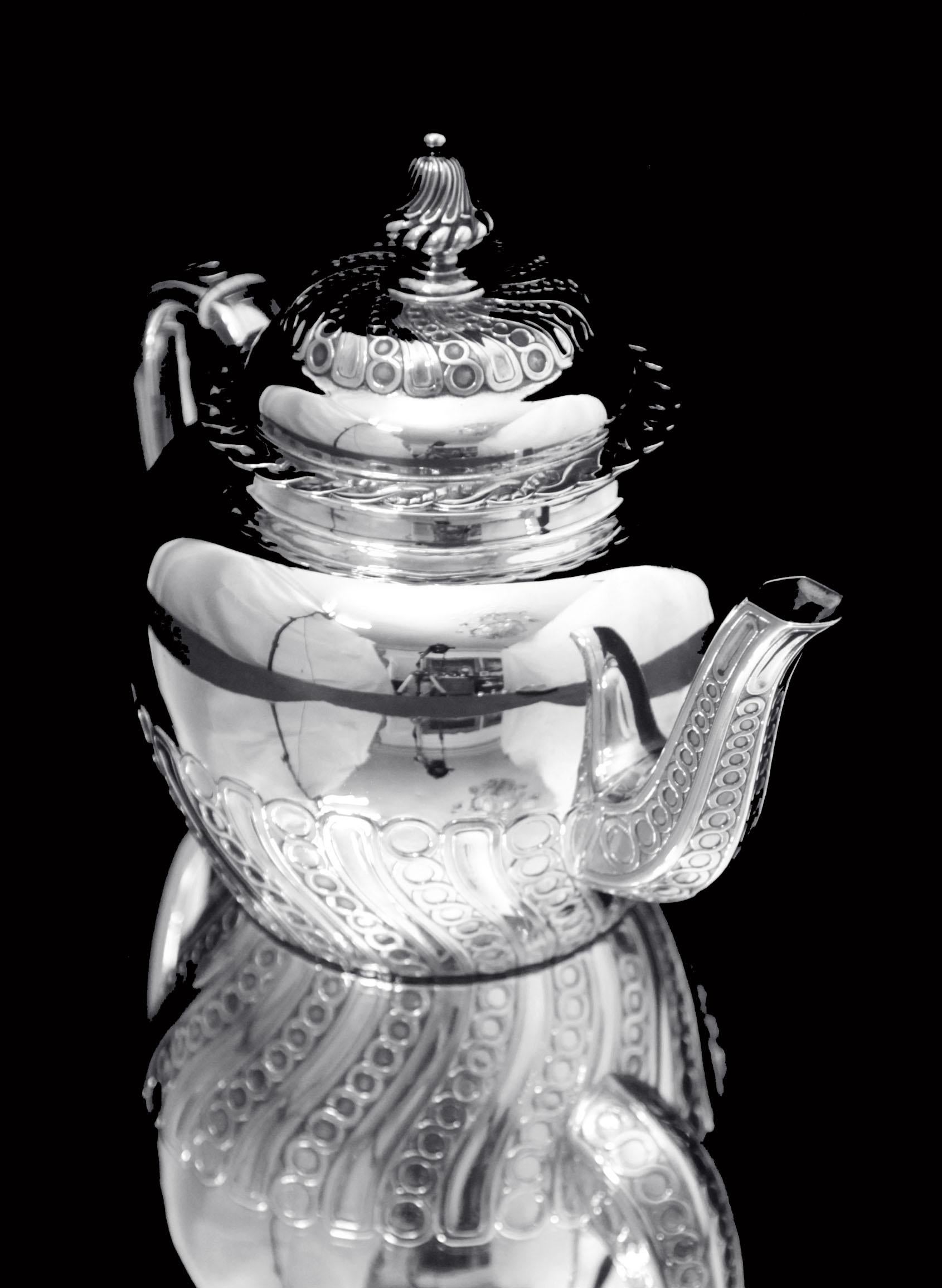 Odiot & Faberge - 9pc. Service à thé français en argent 950 + 6 tasses Faberge en vente 3