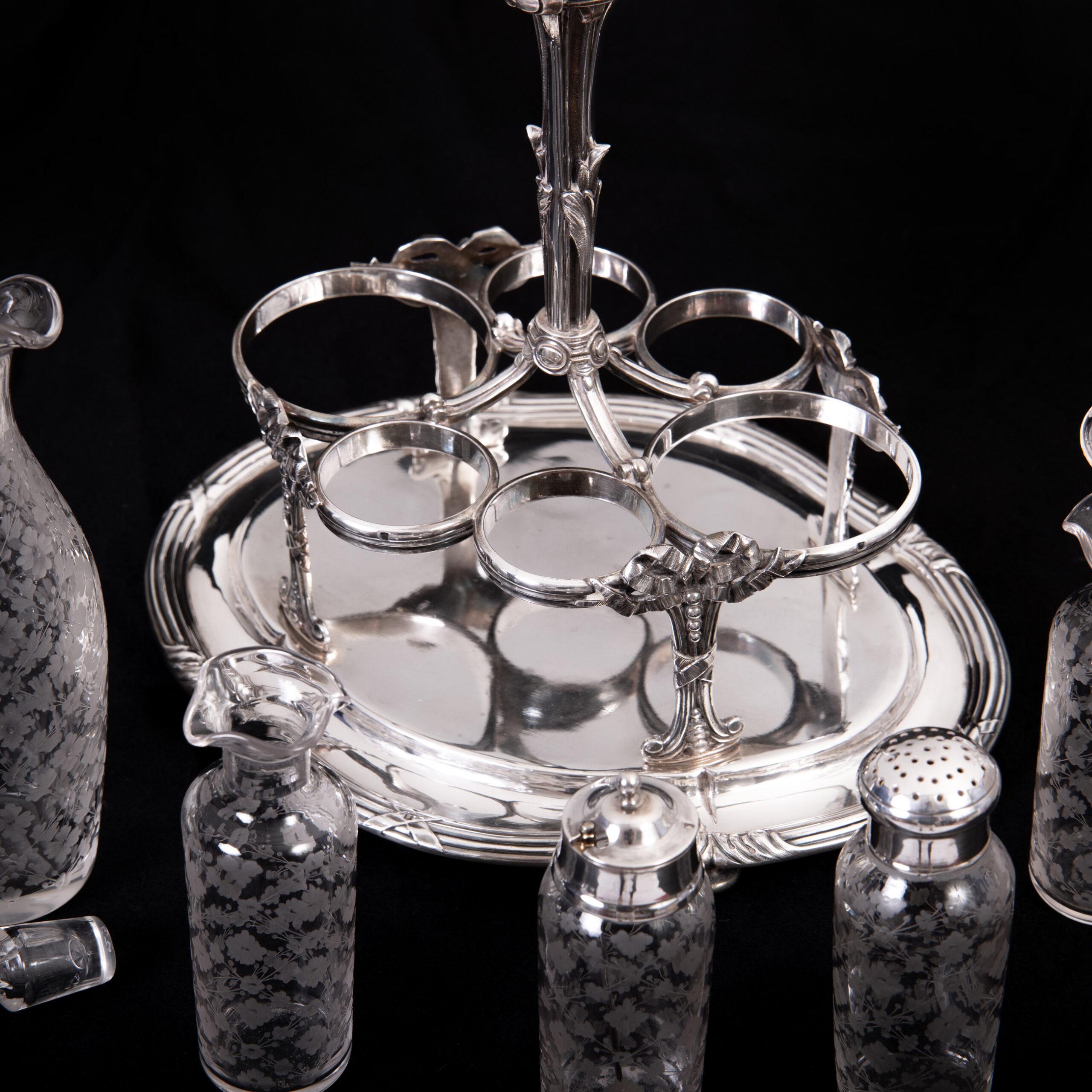 Odiot Paris 900/- silver cruet with original Glass inserts, 1894 In Good Condition For Sale In Münster, DE