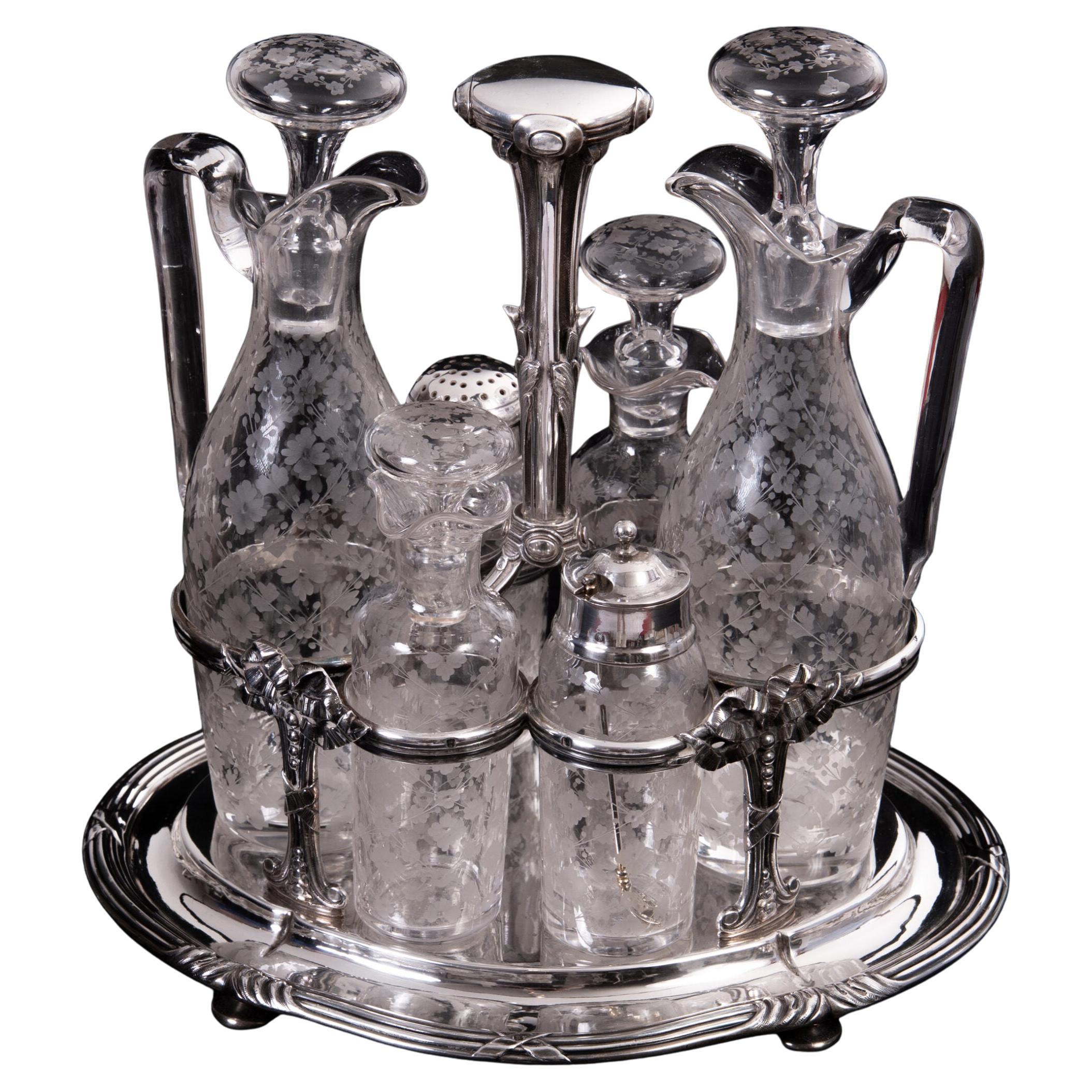 Odiot Paris 900/- silver cruet with original Glass inserts, 1894 For Sale