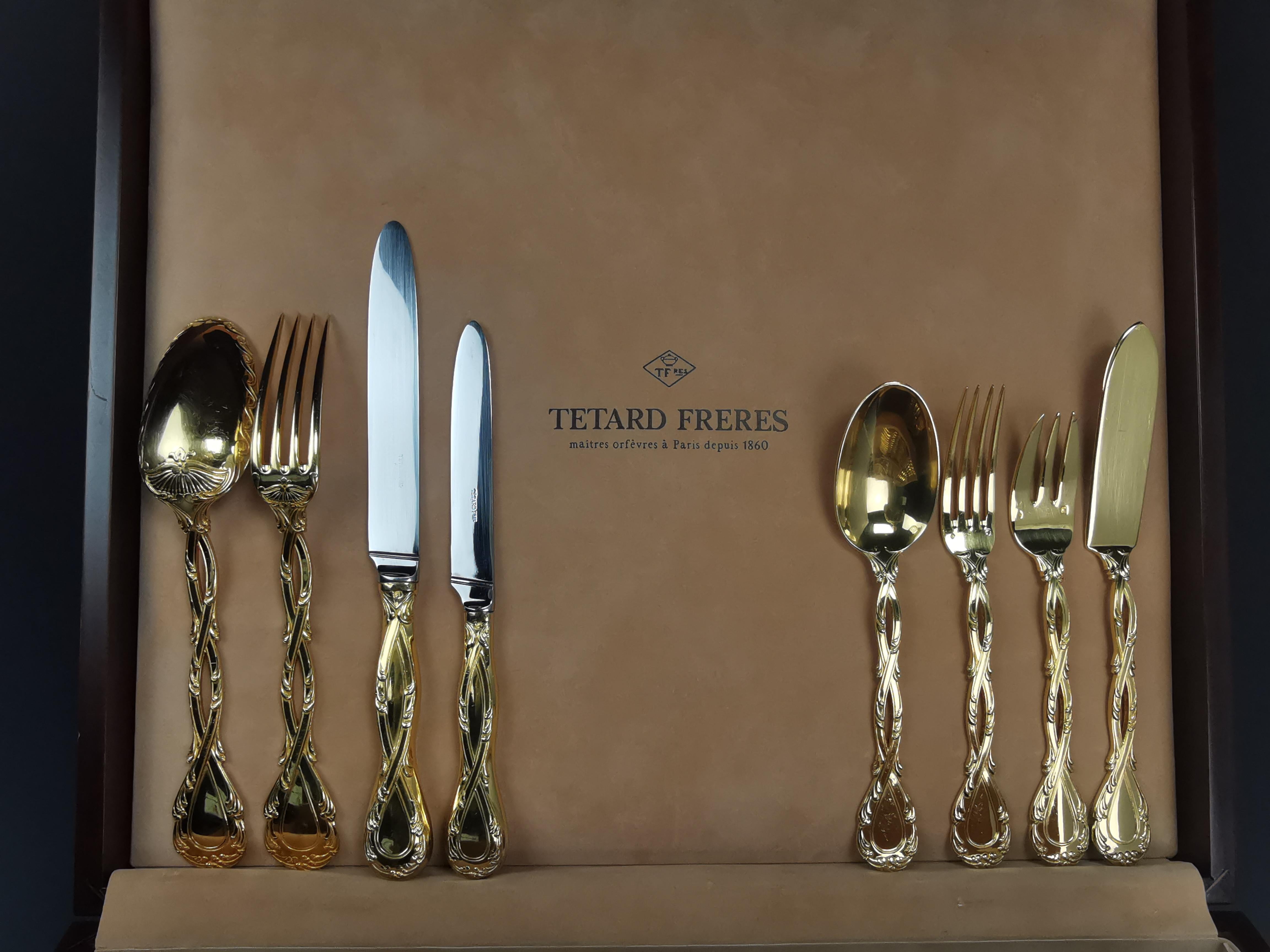 Exceptional 96 pcs vermeil cutlery set Trianon model for 12 

Model designed by the goldsmith Tetard, then taken over by ODIOT (and still sold at Odiot in 2024)

Minerva hallmark 1st title (.925) bearing the date letter 
