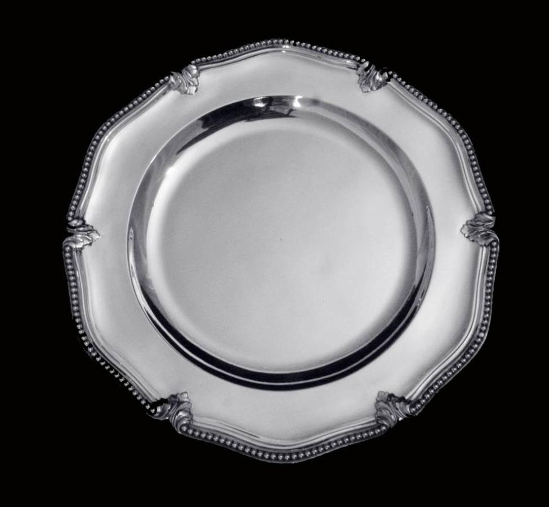 Direct from Paris, two magnificent 19th century 950 sterling silver Louis XVI serving platters by the world's premier French silversmith “Jean-Baptiste Odiot”, includes two anti-tarnish wraps for easy storage, circa late 1870s.  Odiot, a name