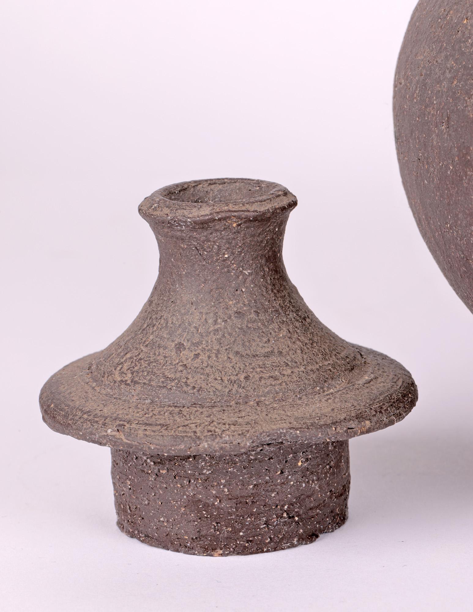 ODK - Grand vase de poterie de studio norvégien à couvercle brutaliste inhabituel en vente 4