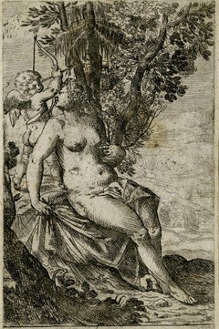 Cupido si prepara a scoccare una freccia mentre Venere si guarda alle spalle.
