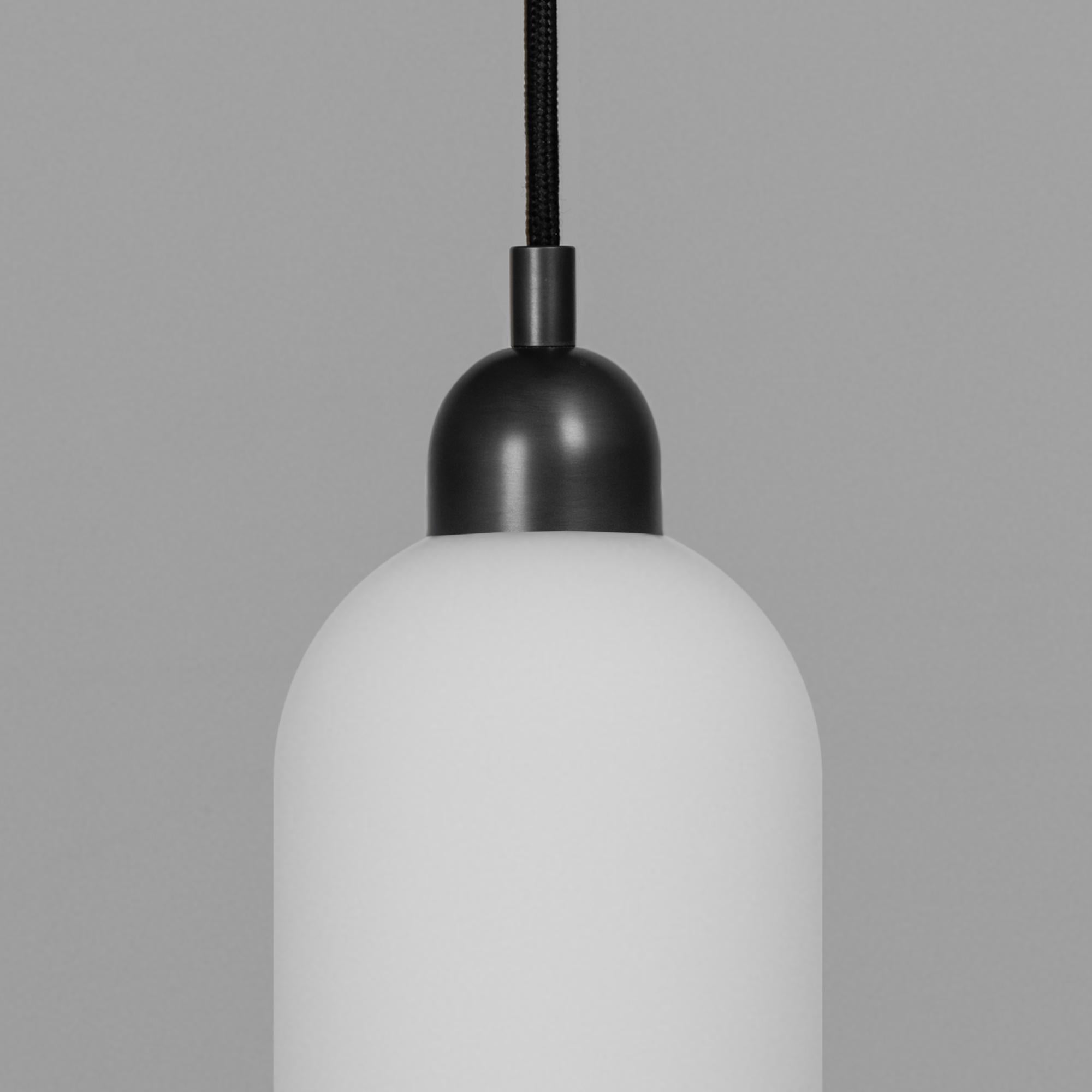 XXIe siècle et contemporain Pendentif simple Odyssey de grande taille en vente
