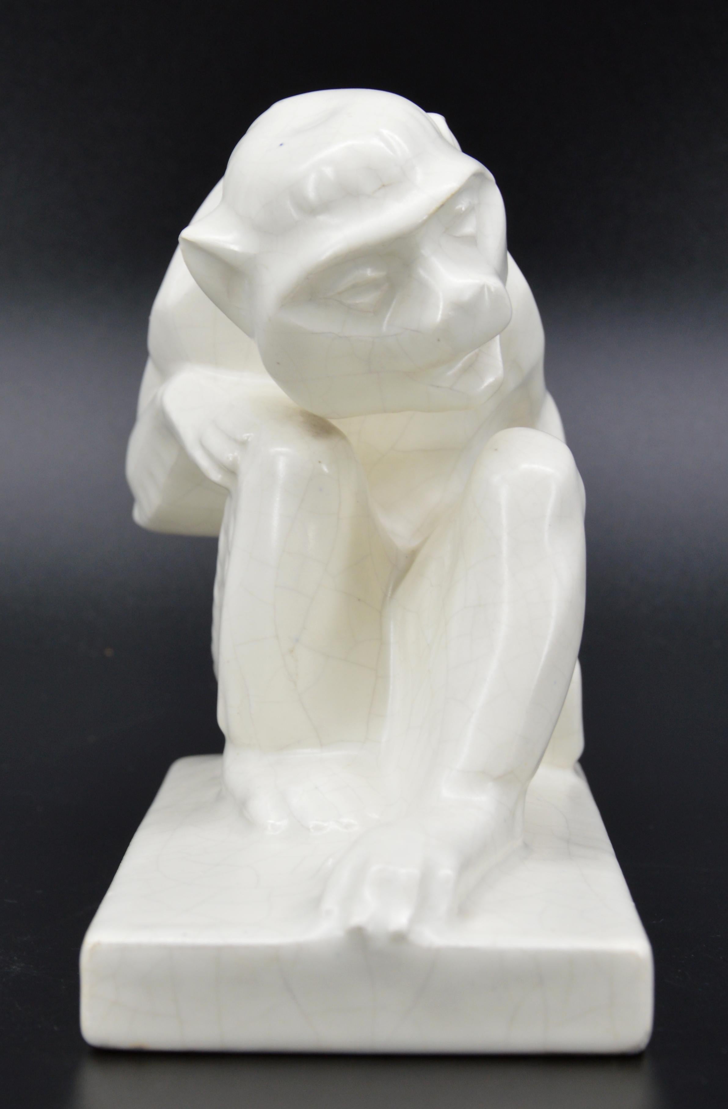 ODYV French Art Deco Ceramic Monkey, 1920 In Good Condition For Sale In Saint-Amans-des-Cots, FR