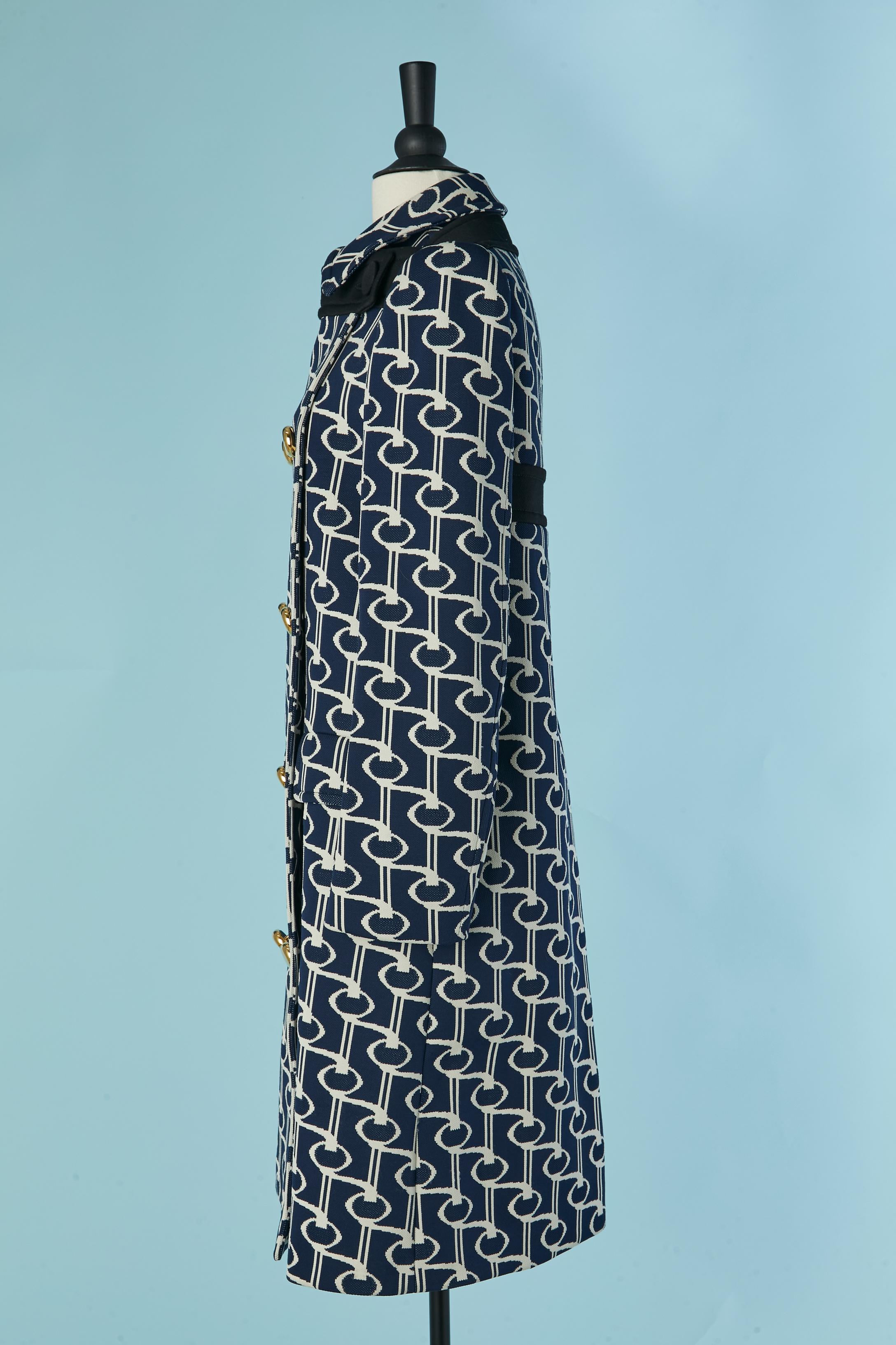 Cappotto doppiopetto in jersey jacquard bianco sporco e navy PRADA in vendita 1