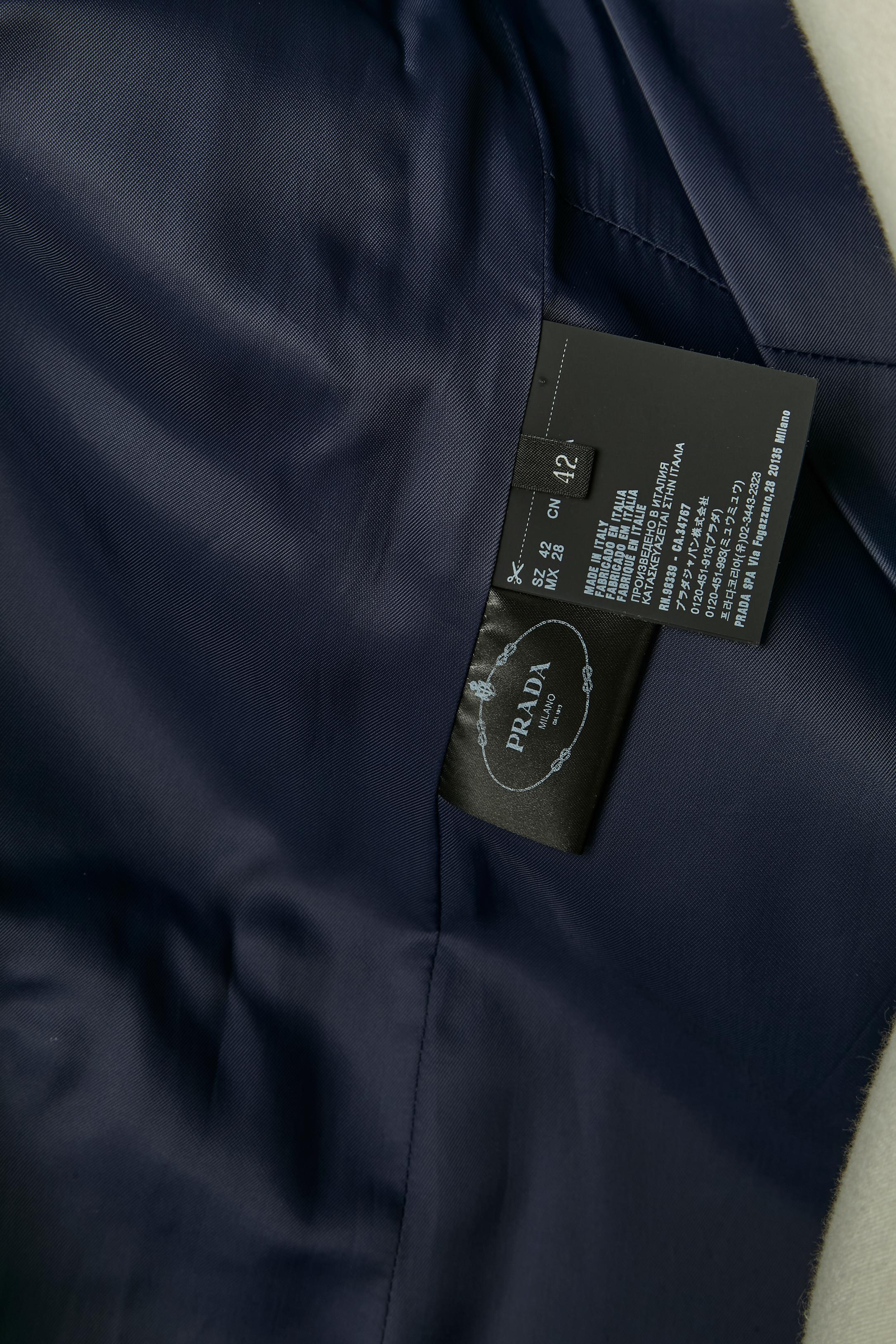 Cappotto doppiopetto in jersey jacquard bianco sporco e navy PRADA in vendita 3