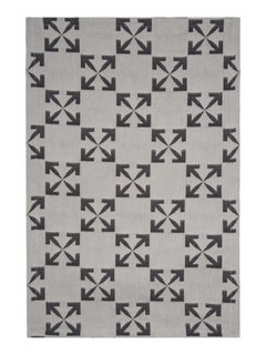 Off-White Arrow Patern Table Mat Set White Black