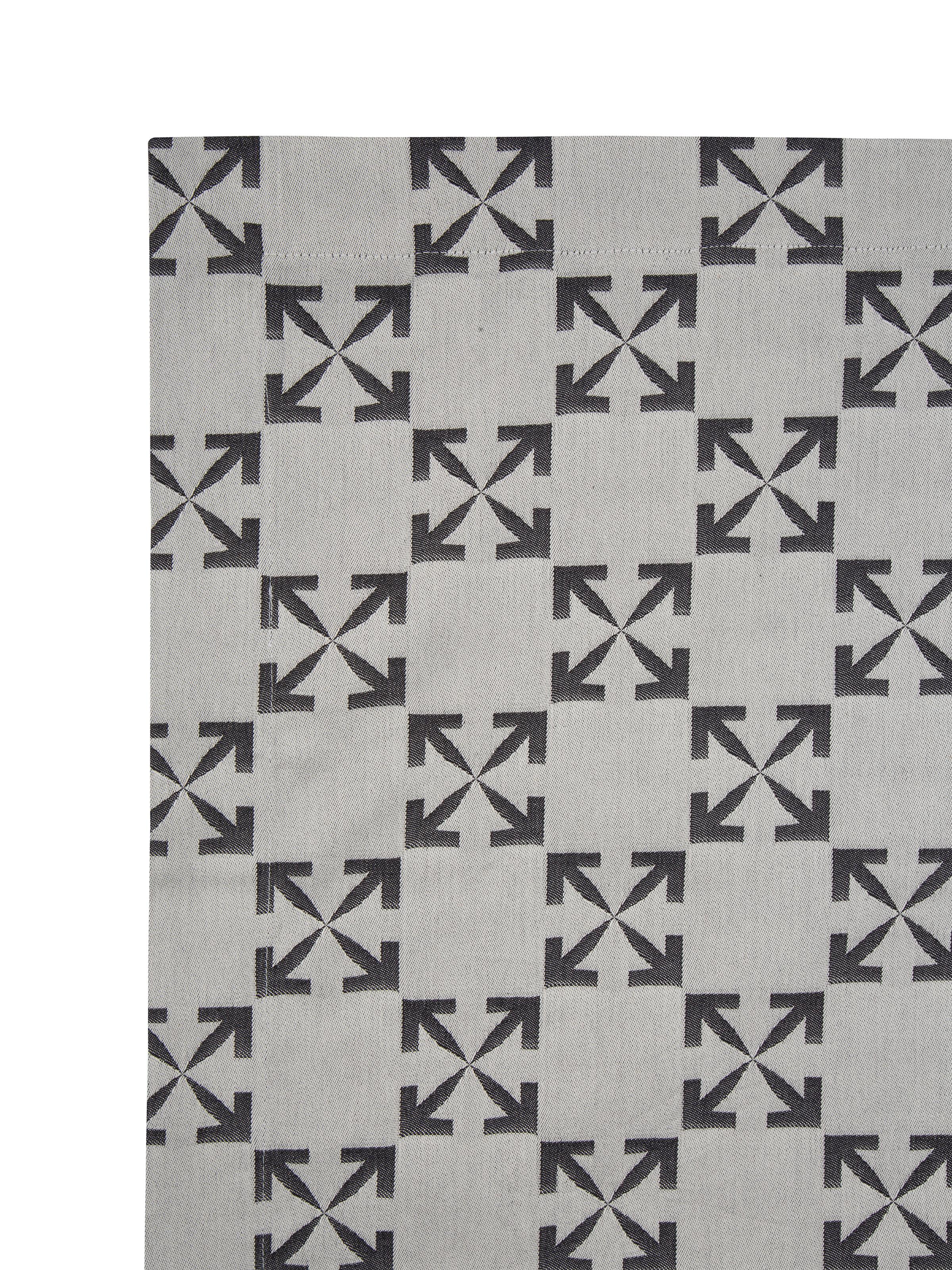 Italian Off-White Arrow Pattern Table Cloth White Black For Sale