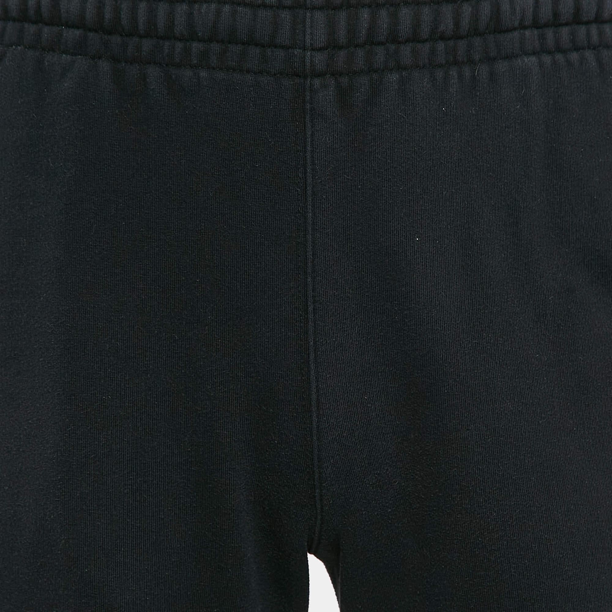 Off-White - Pantalone in maglia di cotone con stampa a forma di freccia nera M. In condizioni discrete in vendita a Dubai, Al Qouz 2