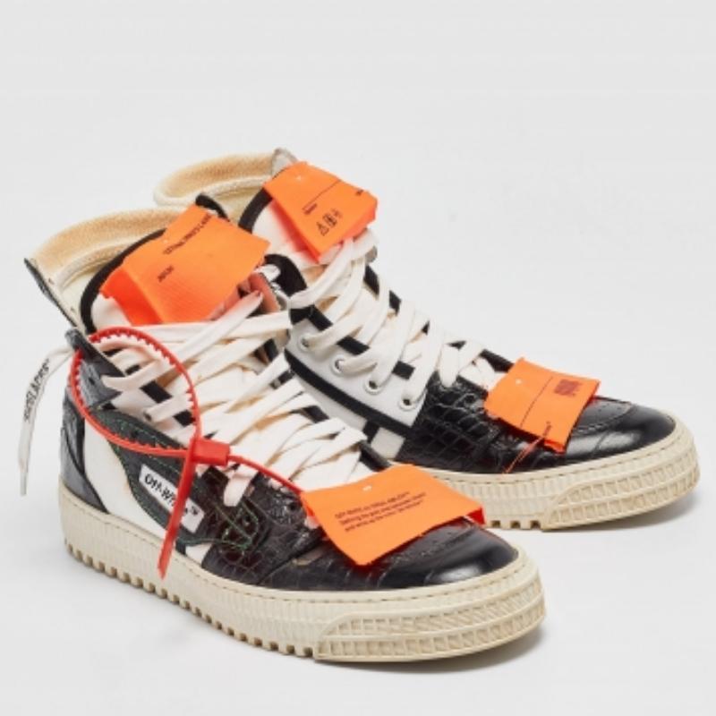 Off-White Black Croc Embossed and Canvas Off Court 3.0 High Top Sneakers Taglia 38 in vendita 1