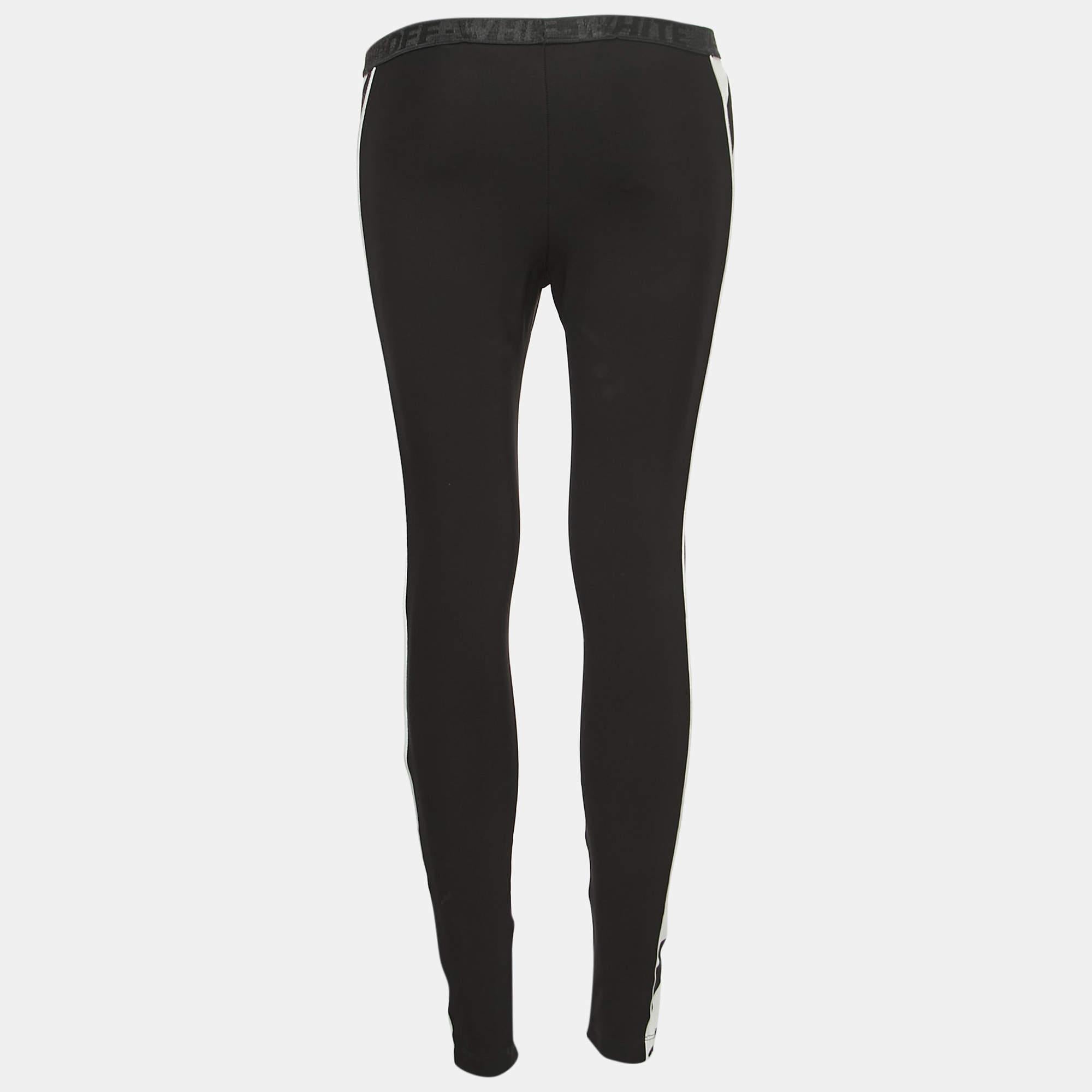 For your workout sessions, lounging around, or just running errands, these leggings will be a go-to pair. They are made from quality materials and have a good fit.