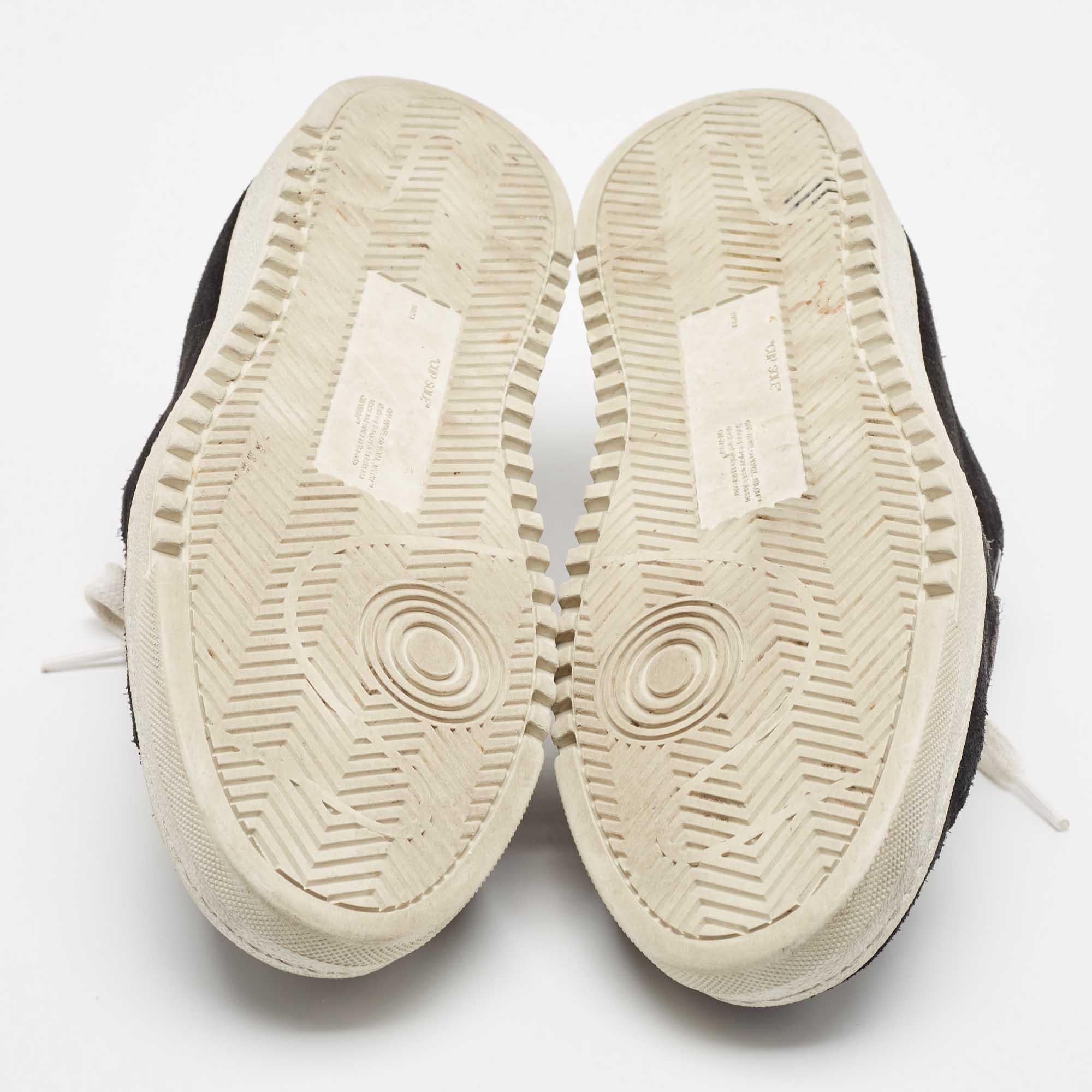 Off-White - Baskets vulcanisées en cuir et daim noir - Taille 41 en vente 1
