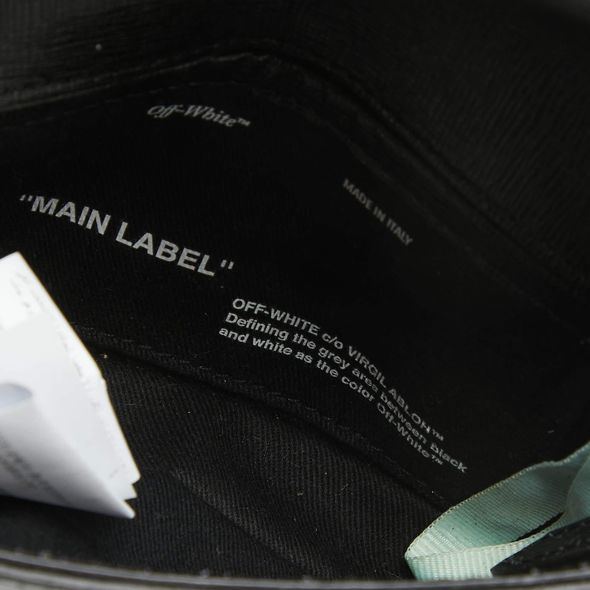 Off-White Schwarze Leder-Umhängetasche mit Mini-Klappenklappe im Angebot 4