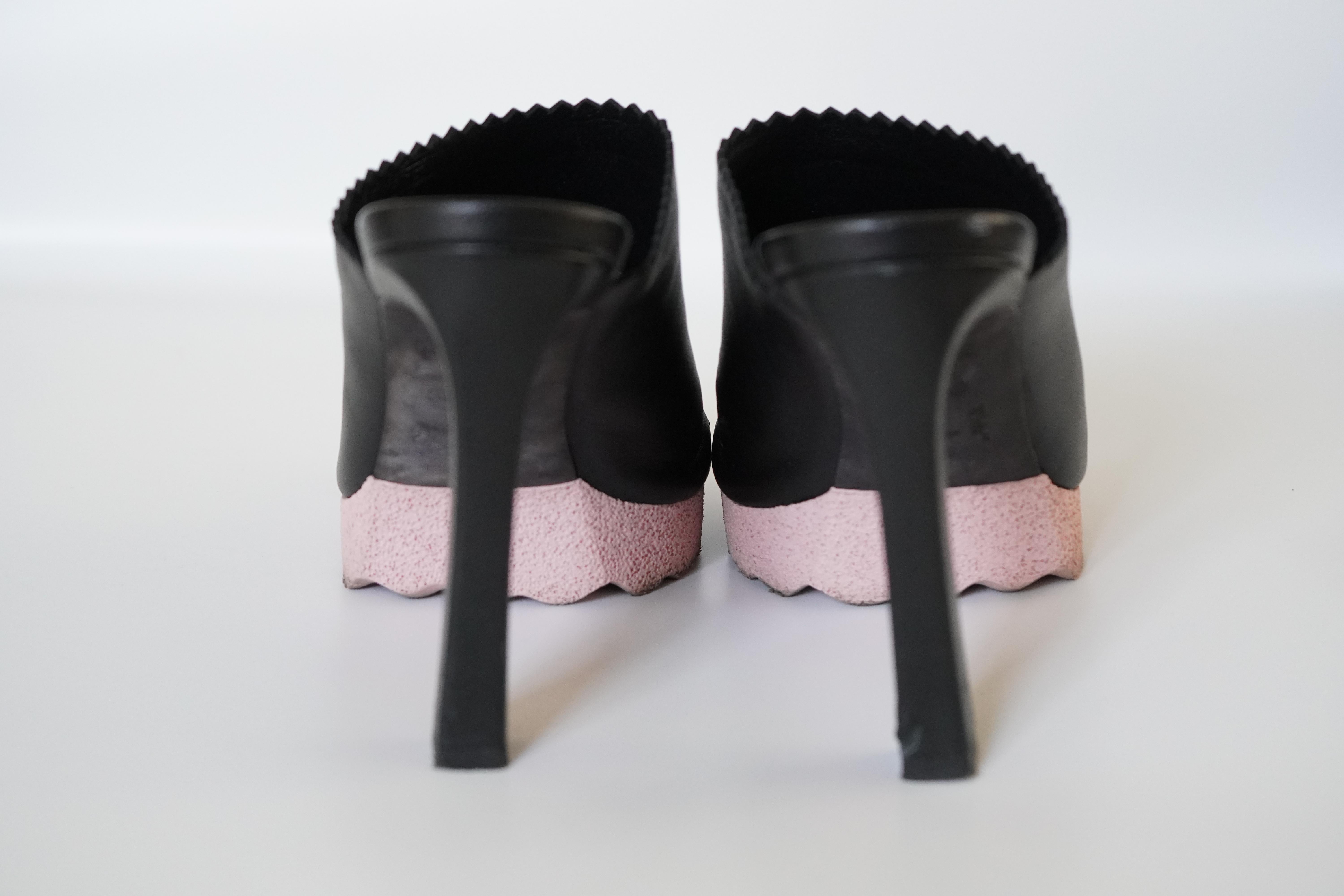 Off-White Black Leather Sponge Mules 39 For Sale 1