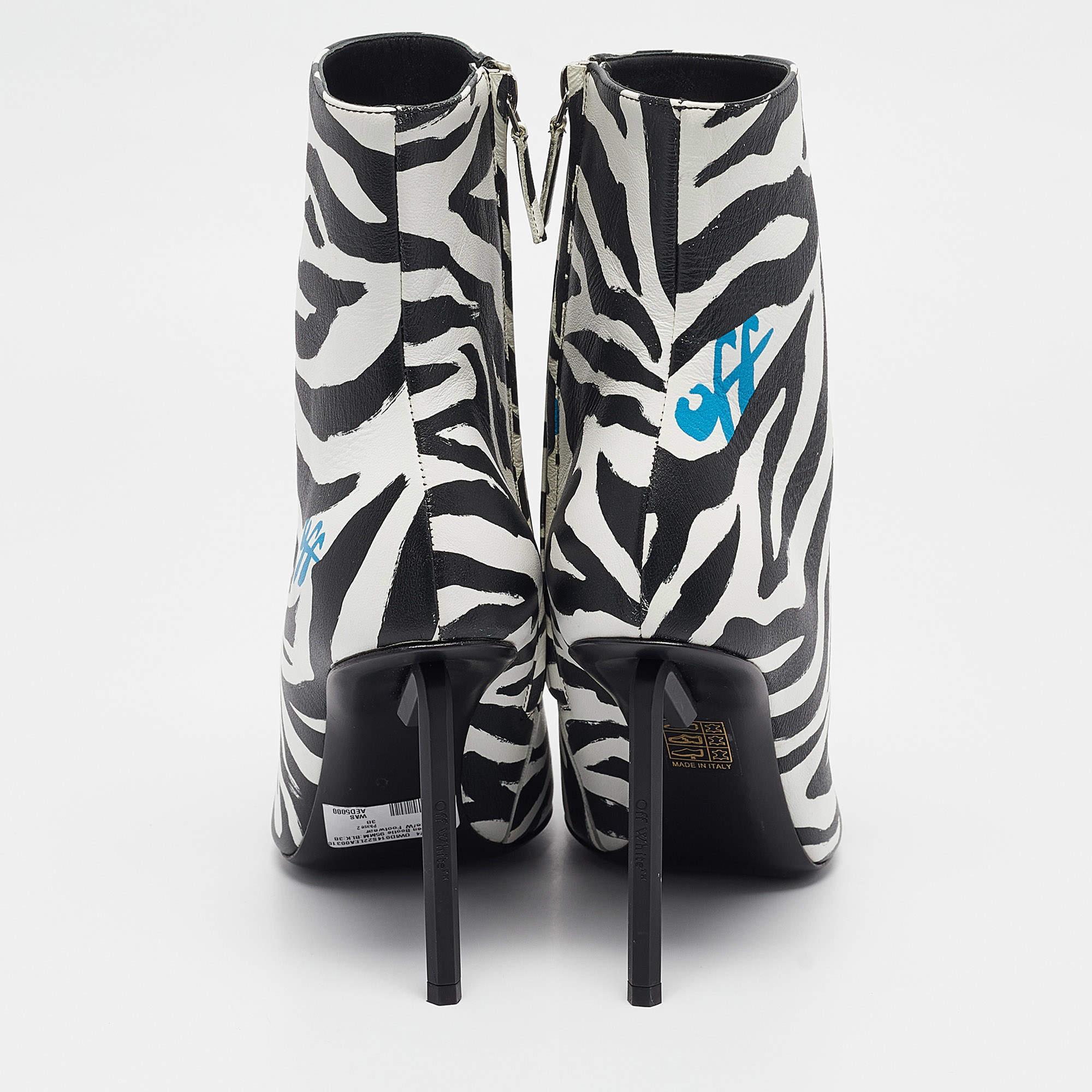 Off-White Schwarz/Weiß Zebra Print Leder Allen Stiefeletten Größe 38 im Angebot 1