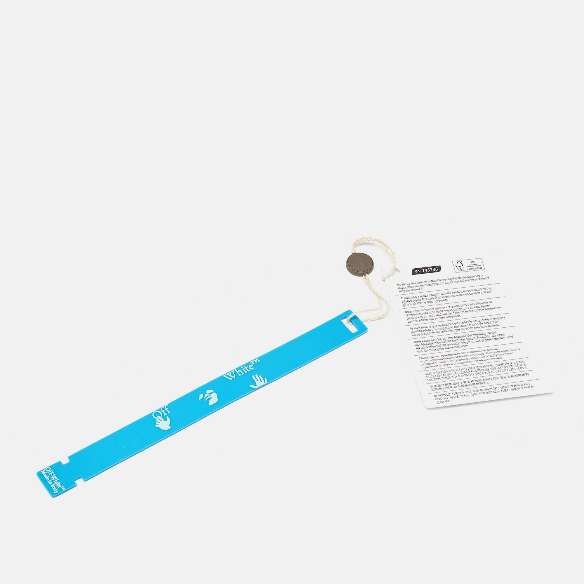Off-White Blue Rubber Logo Bracelet In Excellent Condition For Sale In Dubai, Al Qouz 2
