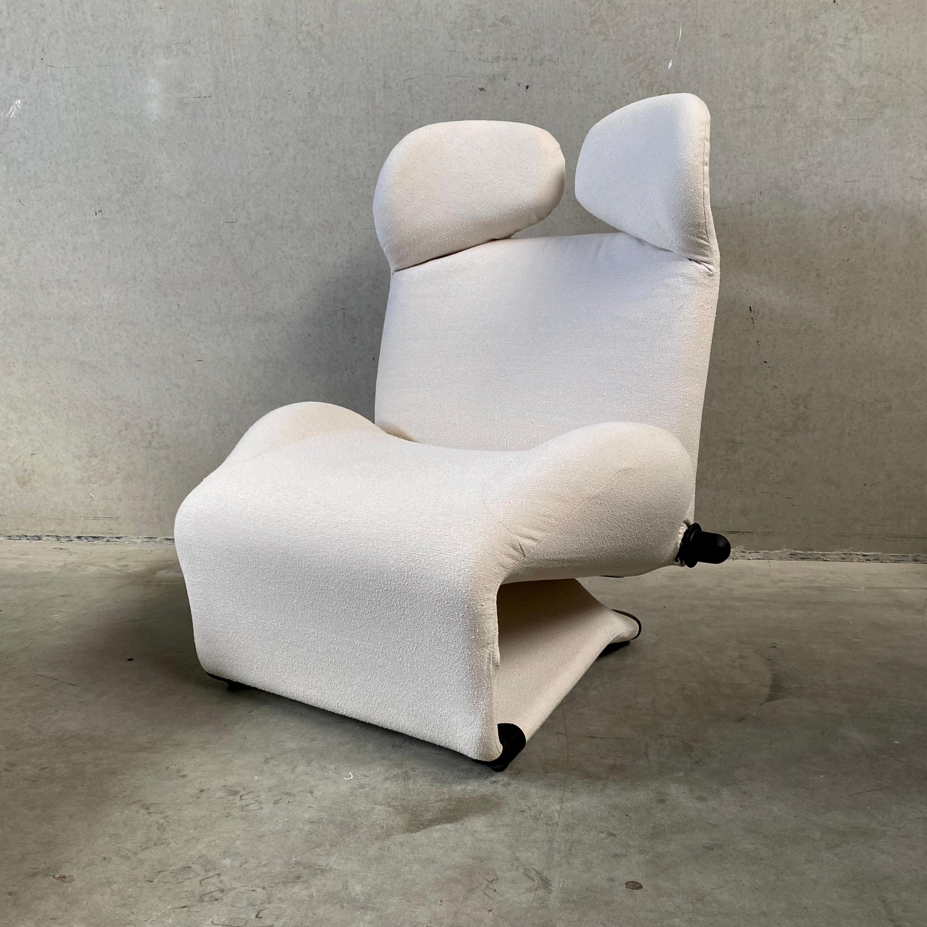 Off White Bouclé Wink Lounge Chair by Toshiyuki Kita for Cassina, Italy, 1980s For Sale 10