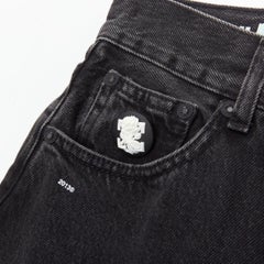 OFF WHITE C/O VIRGIL ABLOH schwarze Denim-Logo-Anstecknadel mit ausgefranstem Saum XS