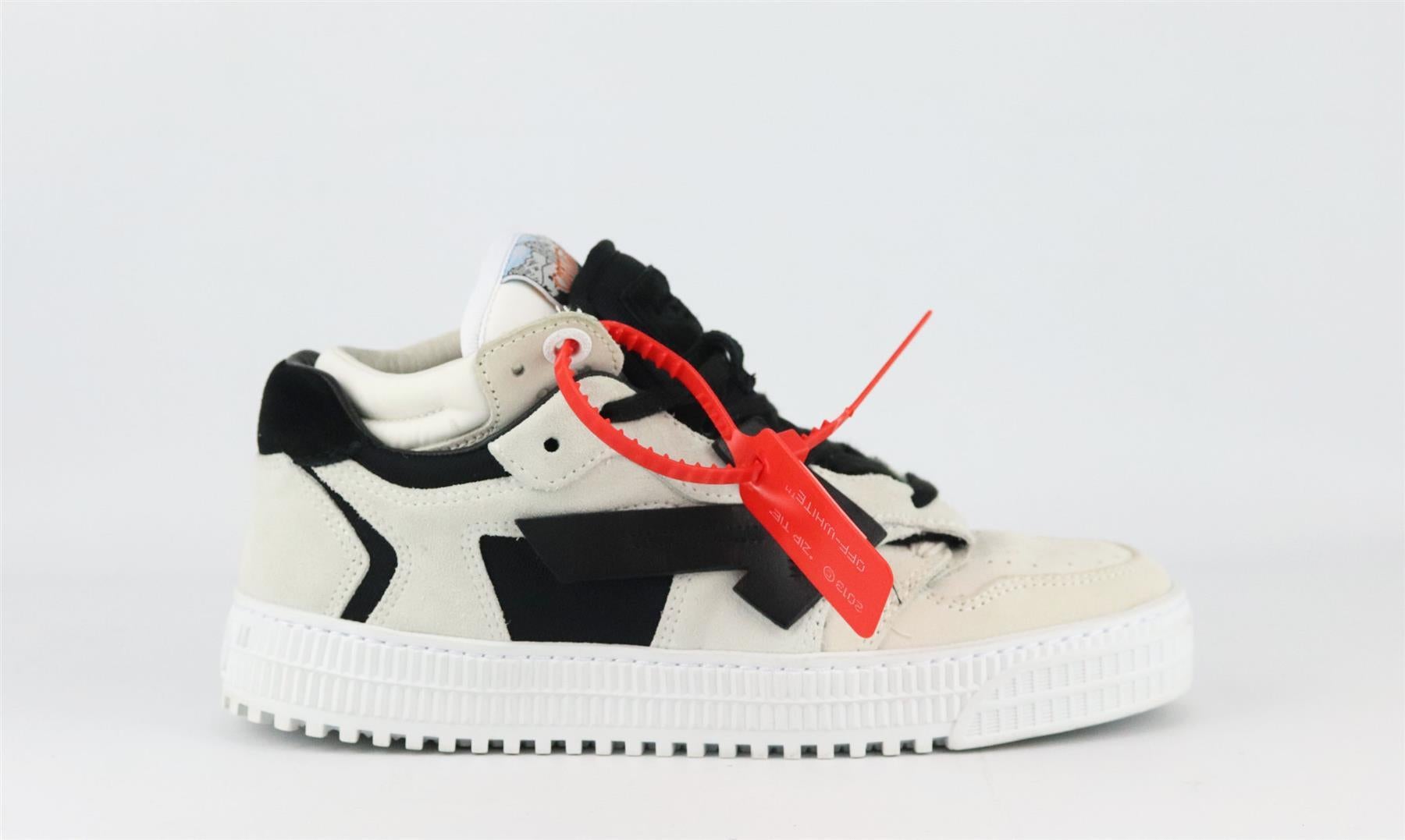 These ‘Out of Office’ sneakers by Off-White are made from a mix of leather and suede appliqued with the brand's tongue-in-cheek arrow, they have a low-top silhouette and oversized silhouette. Rubber sole measures approximately 30 mm/ 1.2 inches.