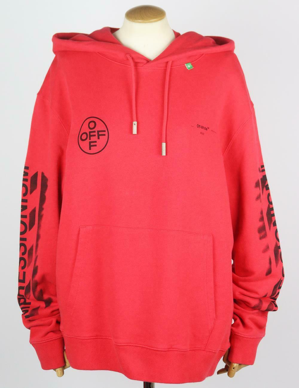 This 'Diagonal Stencil' oversized hoodie by Off-White c/o Virgil Abloh enchants us with its loose fit in a boyish style, it sports a contrasting print down the sleeves and back demonstrating the designer's wish to create a conscious wardrobe.
Black