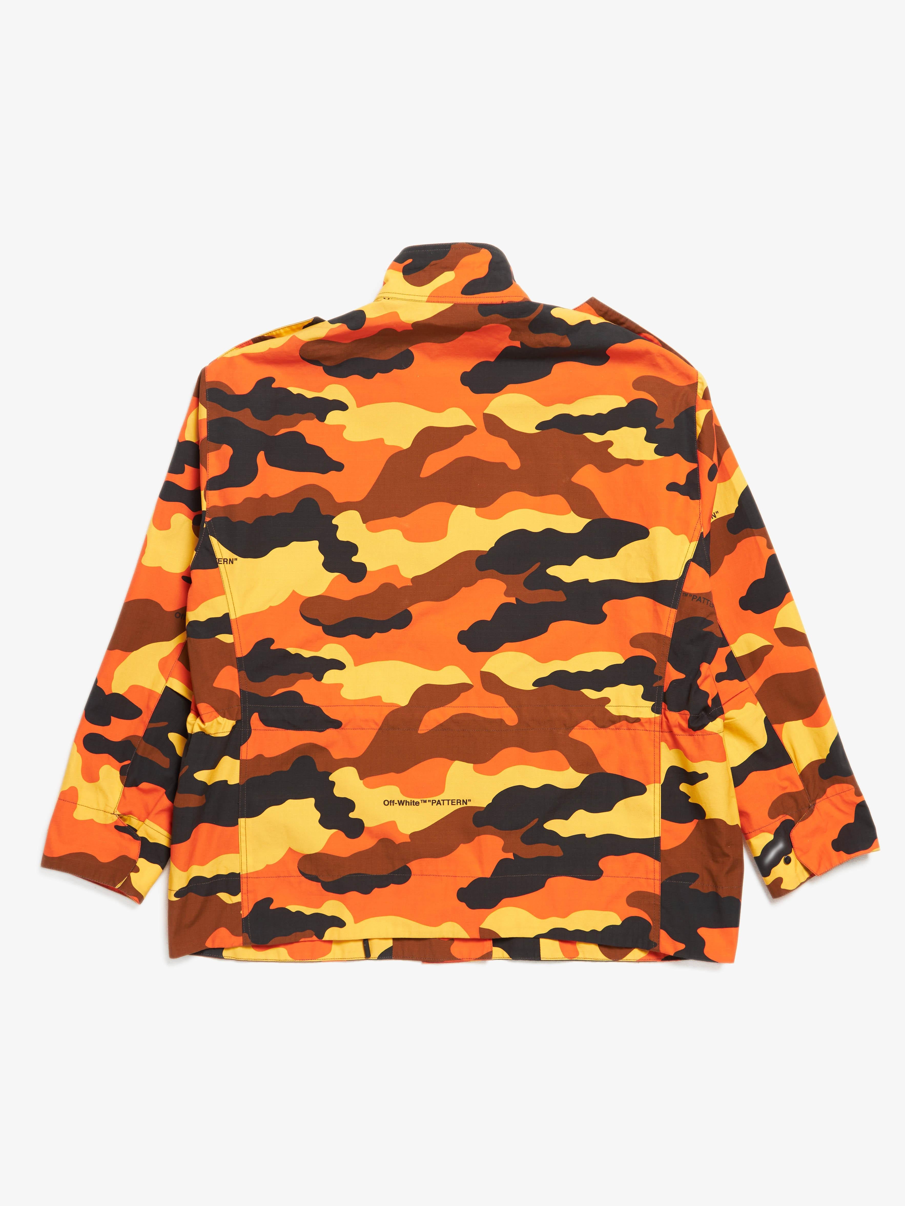 Off-White  Camo Oversized Field Jacket
Size marked: 42
Condition: Gently used
Measurements: Shoulder to shoulder (cm) 59/ pit to pit (cm) 70/ Length (cm) 78/ sleeve (cm) 60/ 
(152400)
