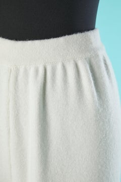 Off-white cashmere knit jogging pant Chanel