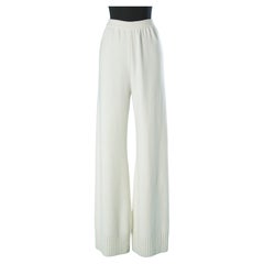 Off-white cashmere knit jogging pant Chanel 