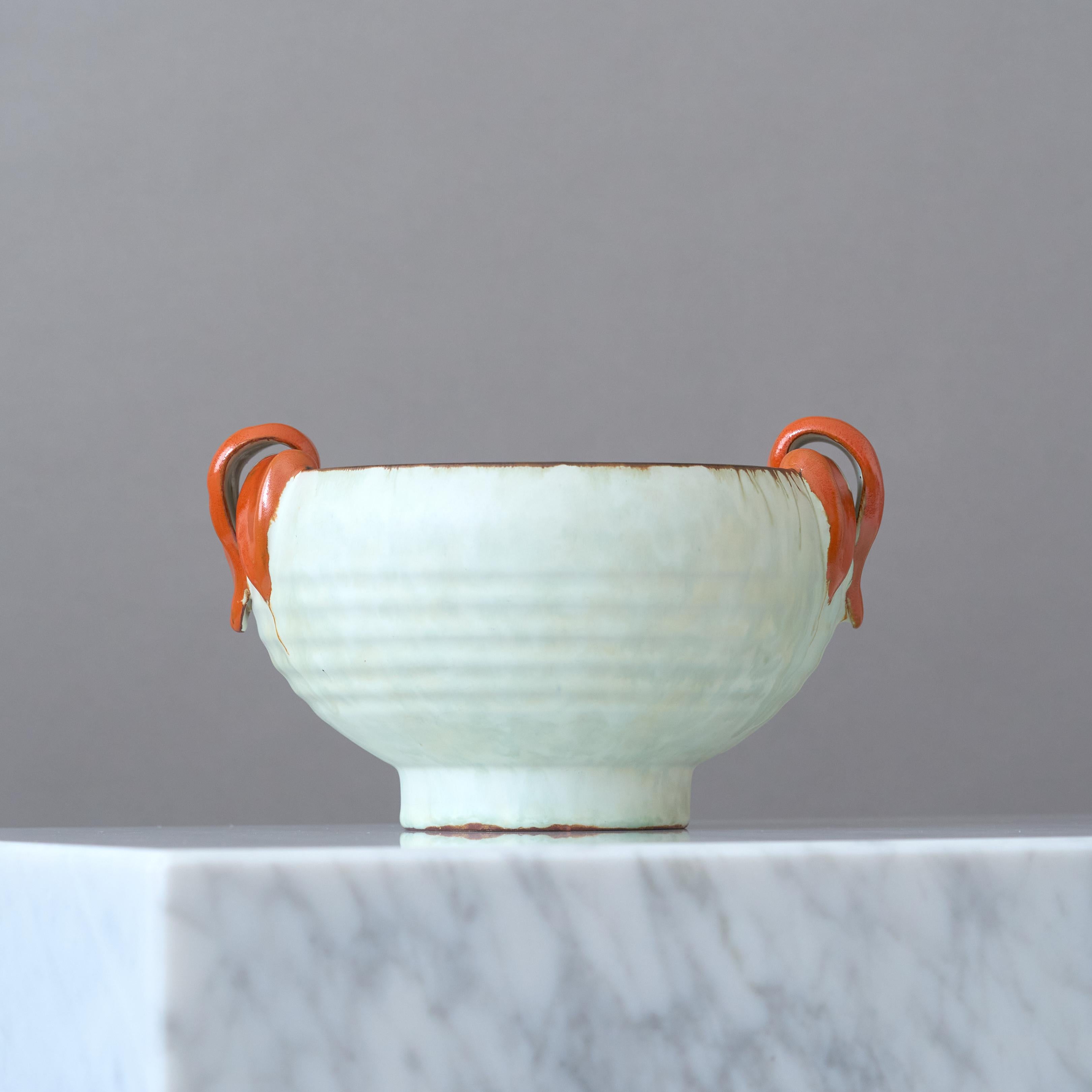 Smaltato Ciotola Art Deco in ceramica bianca di Upsala Ekeby, Svezia, 1930 in vendita
